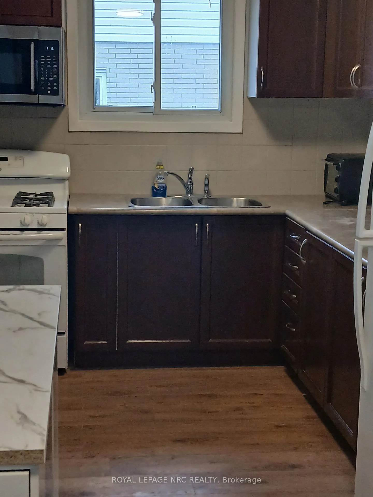 Photo 14 of 4492 Dorchester Road, Niagara Falls, Morrison — HOMEH