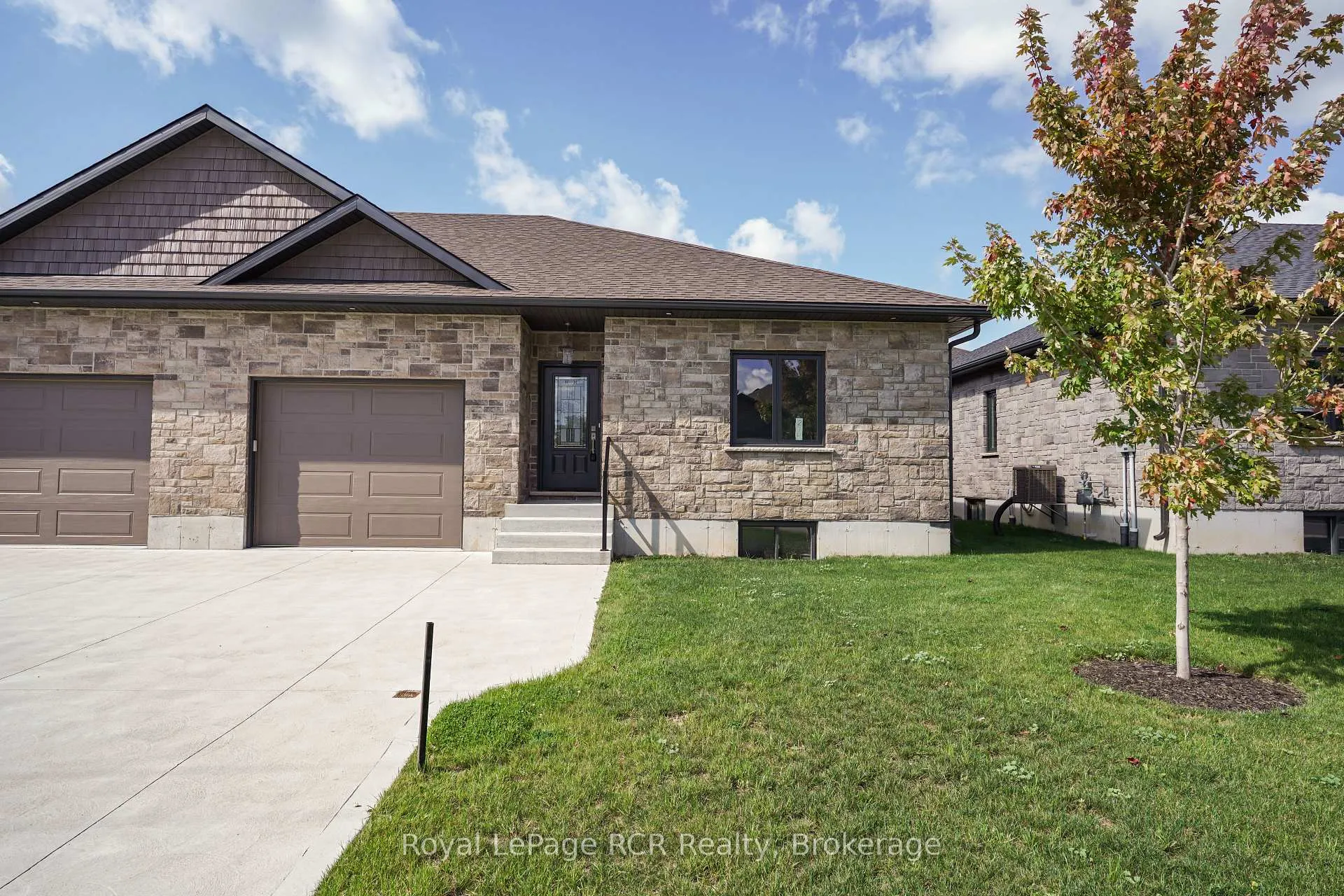 Photo 1 of 274 Queen Street S, North Perth, Elma — HOMEH