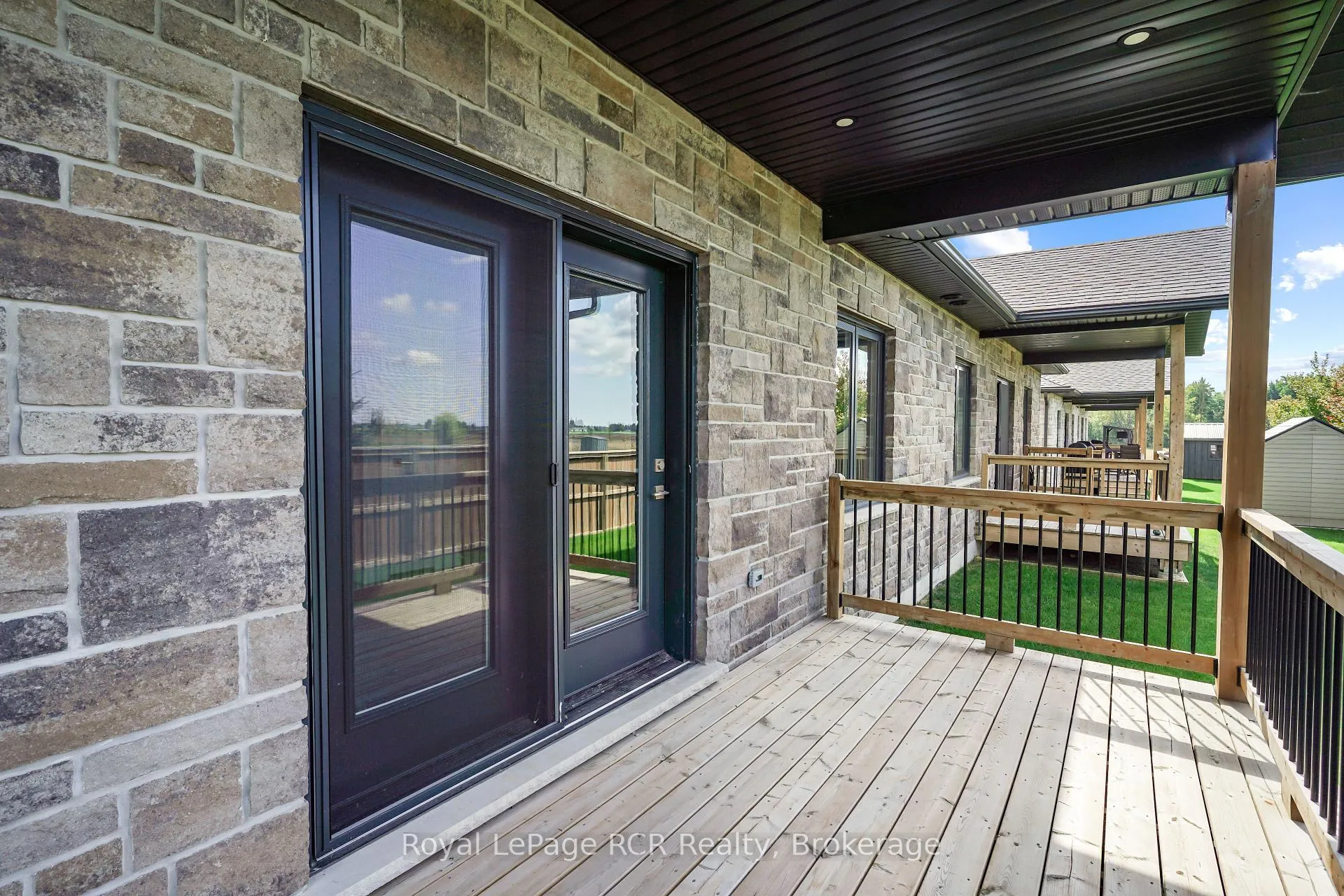 Photo 26 of 274 Queen Street S, North Perth, Elma — HOMEH