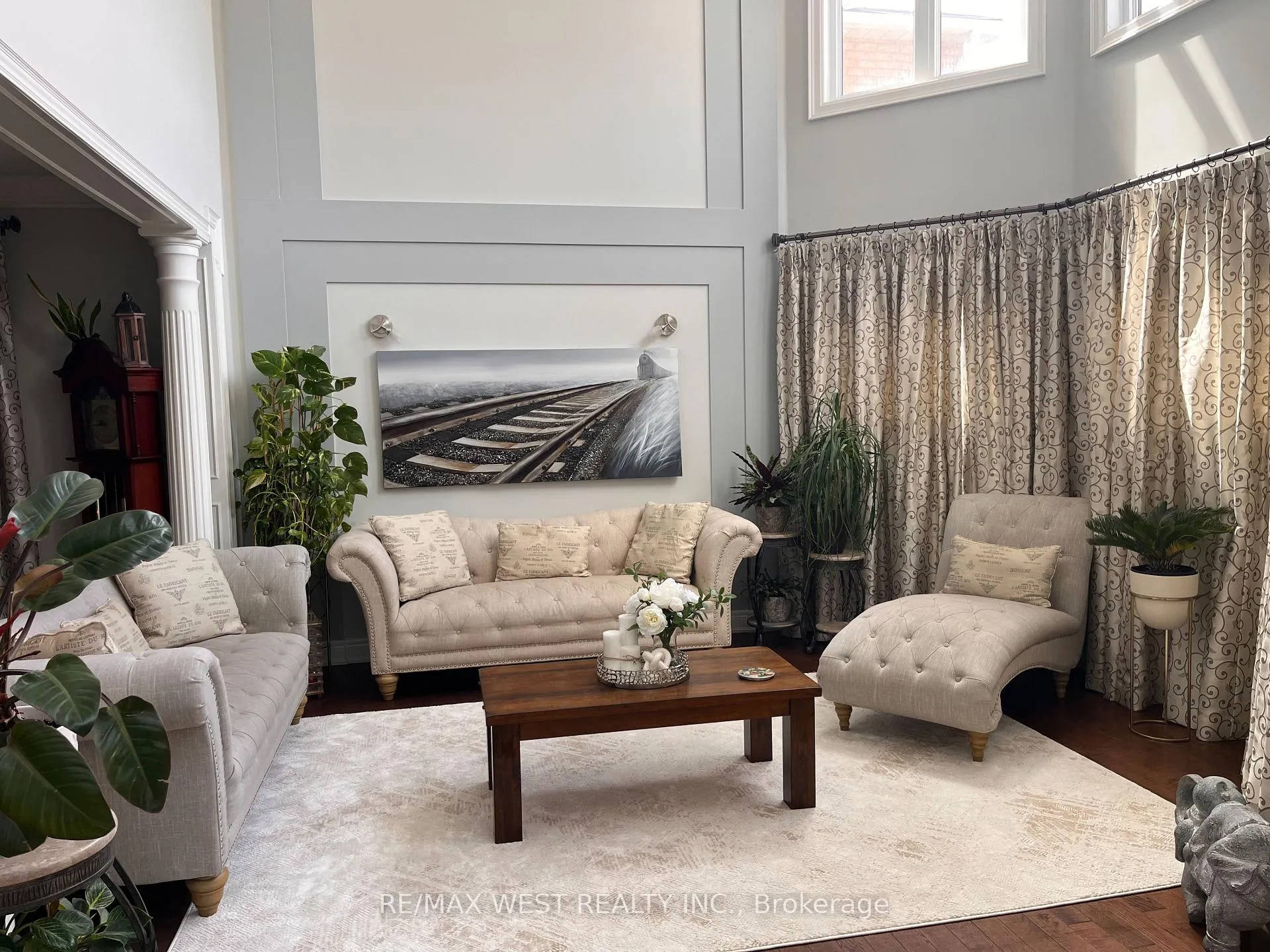 Photo 3 of 4 Inder heights Drive, Brampton, Snelgrove — HOMEH