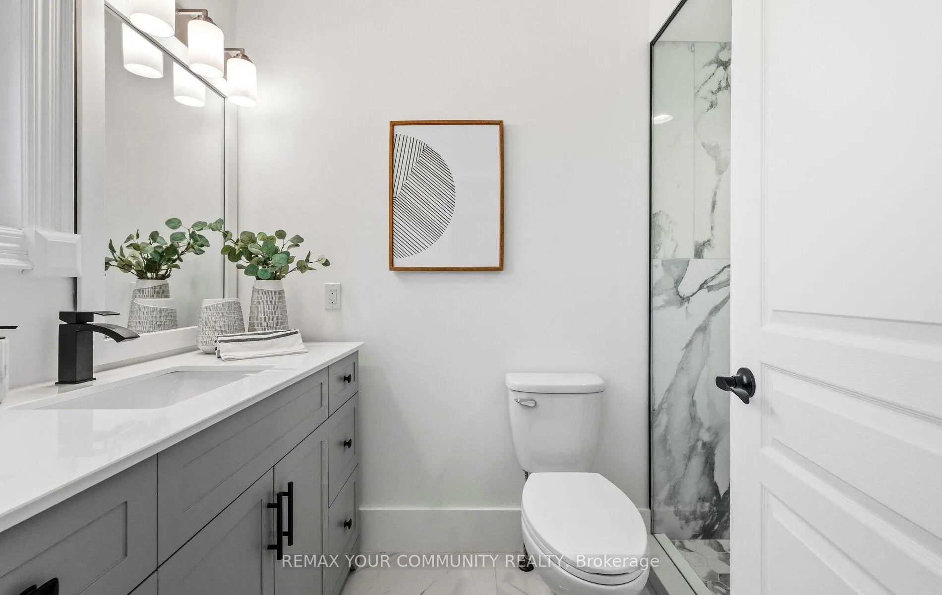 Photo 25 of 213 Willis Drive, Aurora, Aurora Highlands — HOMEH