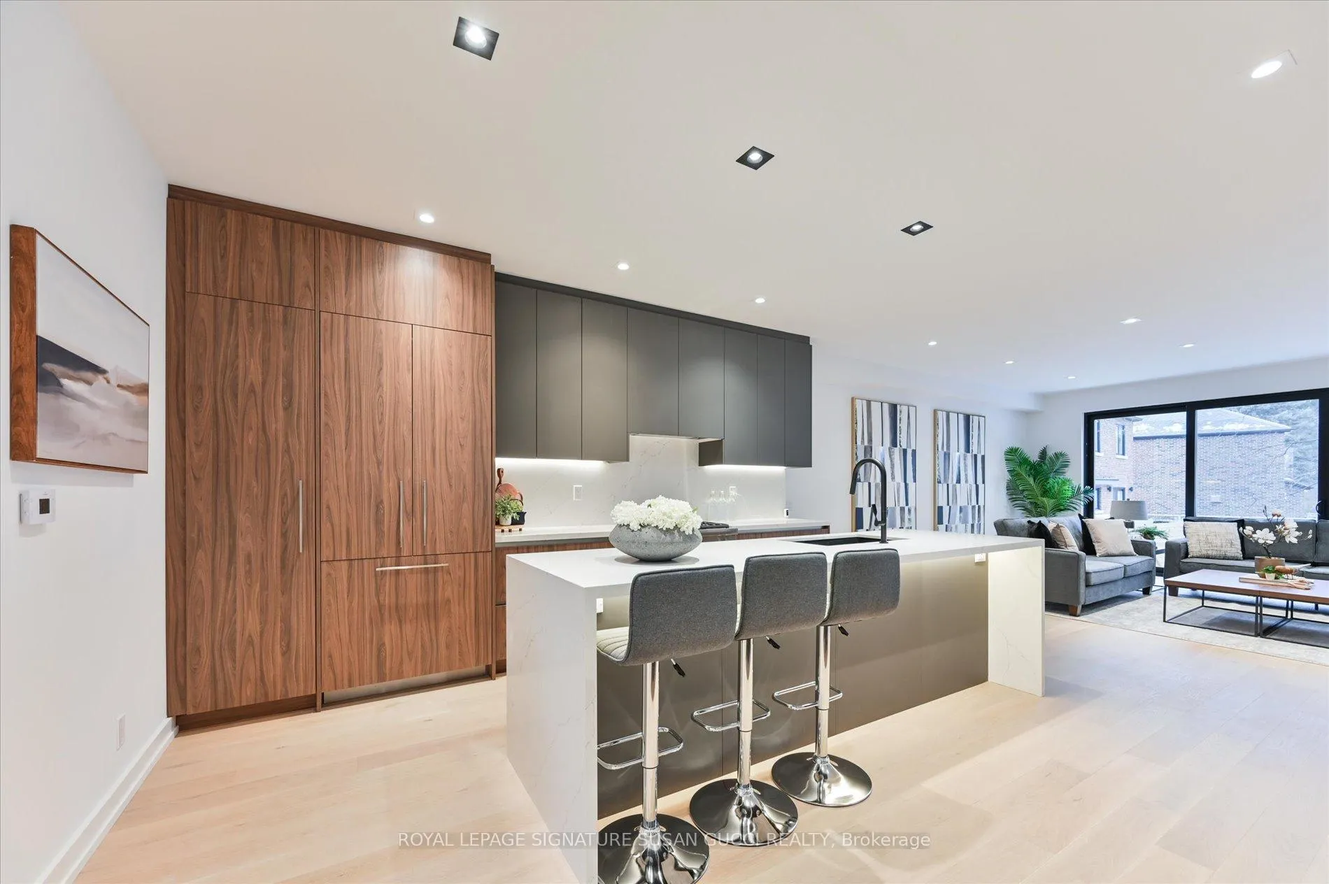 Photo 13 of 44 Doris Drive, Toronto, O'Connor-Parkview — HOMEH