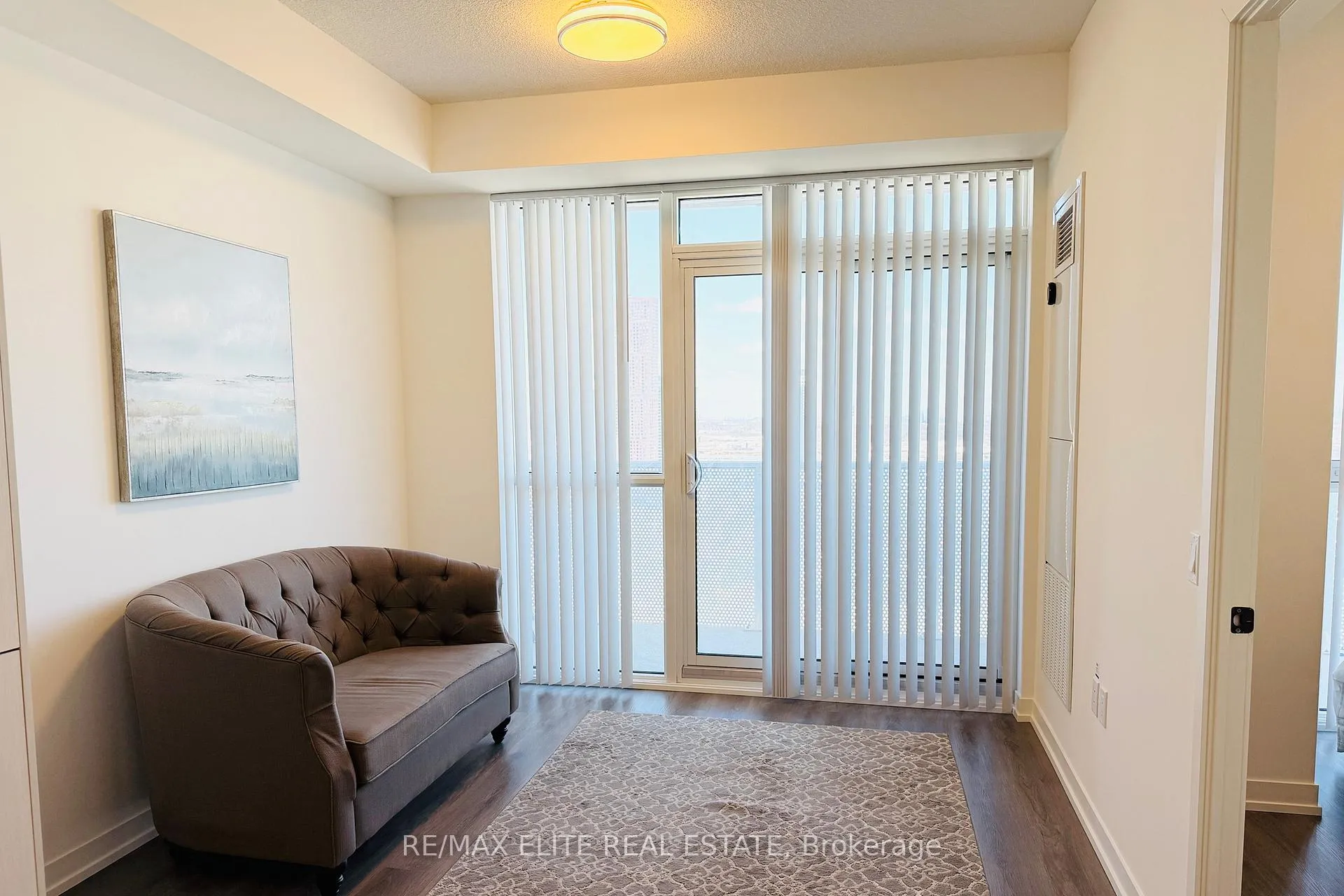 Photo 2 of Unit 3307, 28 Interchange Way, Vaughan, Vaughan Corporate Centre — HOMEH