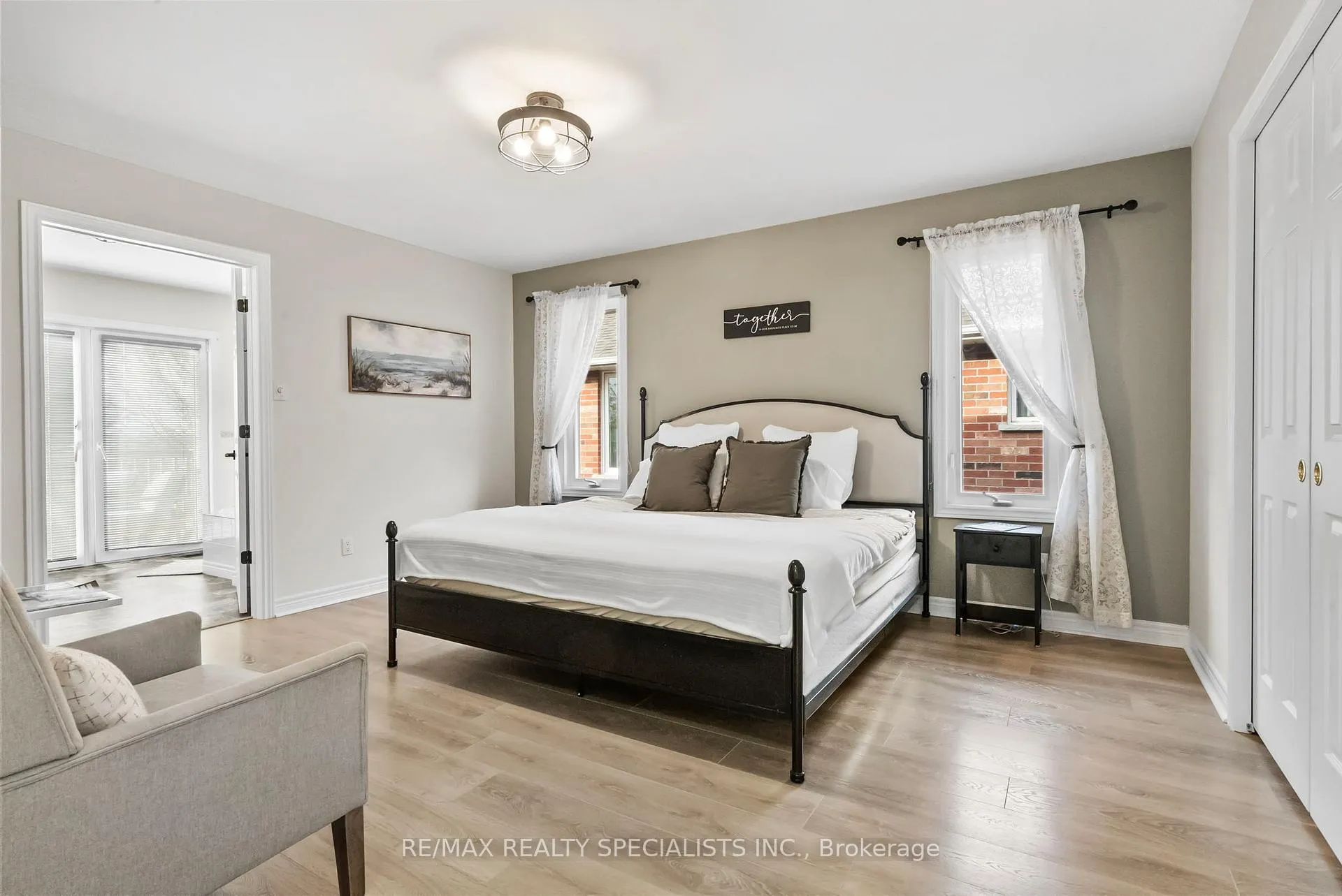 Photo 23 of 1692 Glenforest Boulevard, Peterborough, Monaghan Ward 2 — HOMEH