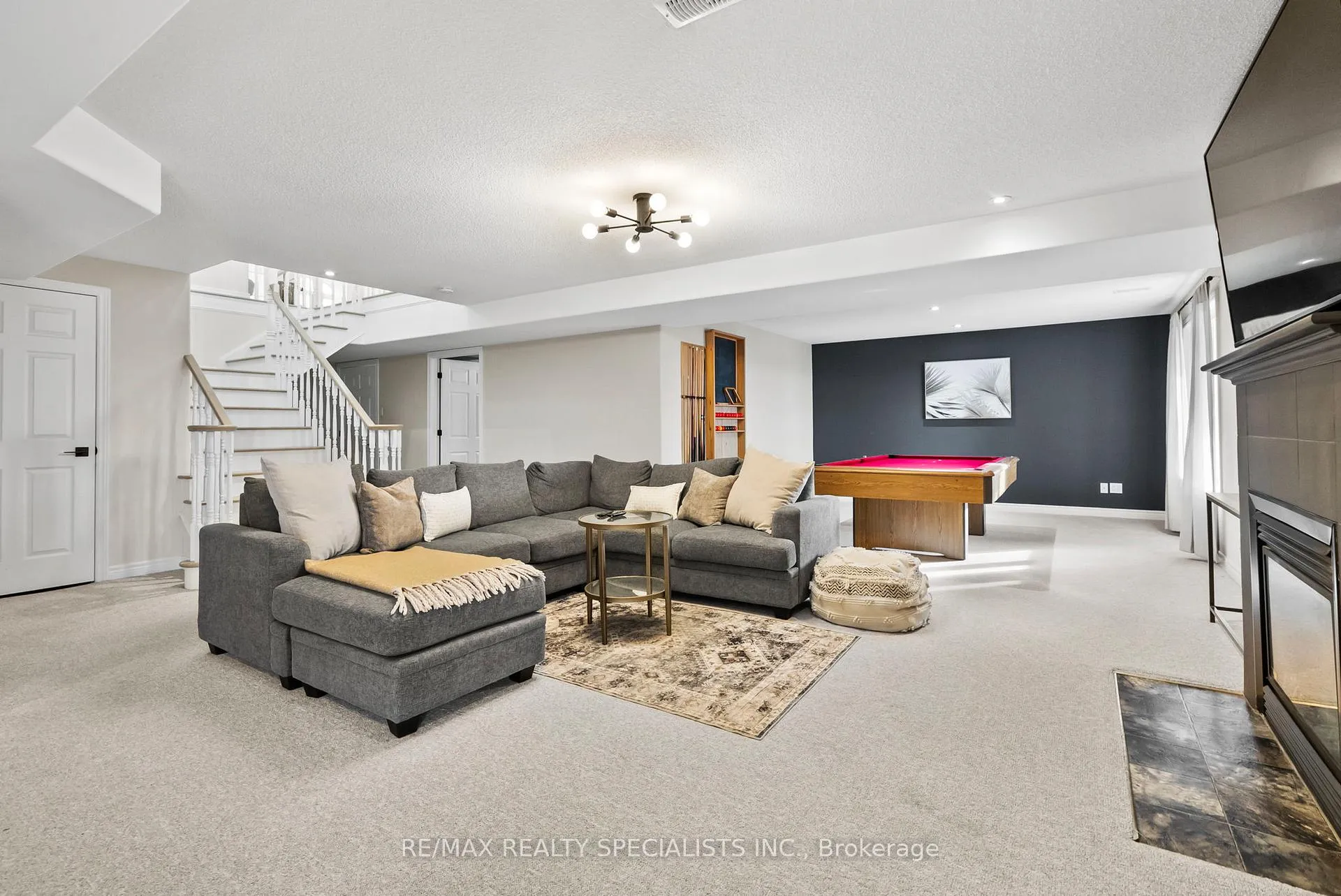 Photo 37 of 1692 Glenforest Boulevard, Peterborough, Monaghan Ward 2 — HOMEH