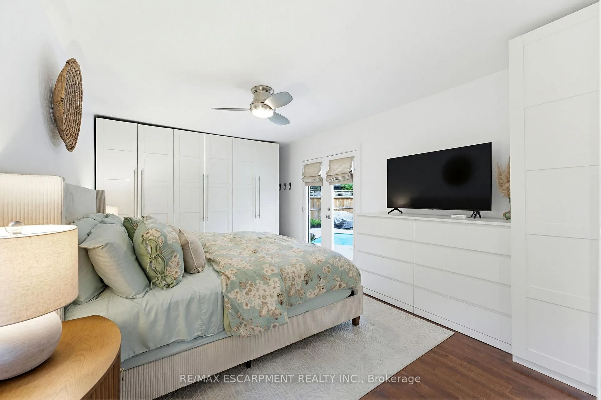Photo 17 of 236 Parkside Drive, Hamilton, Waterdown — HOMEH