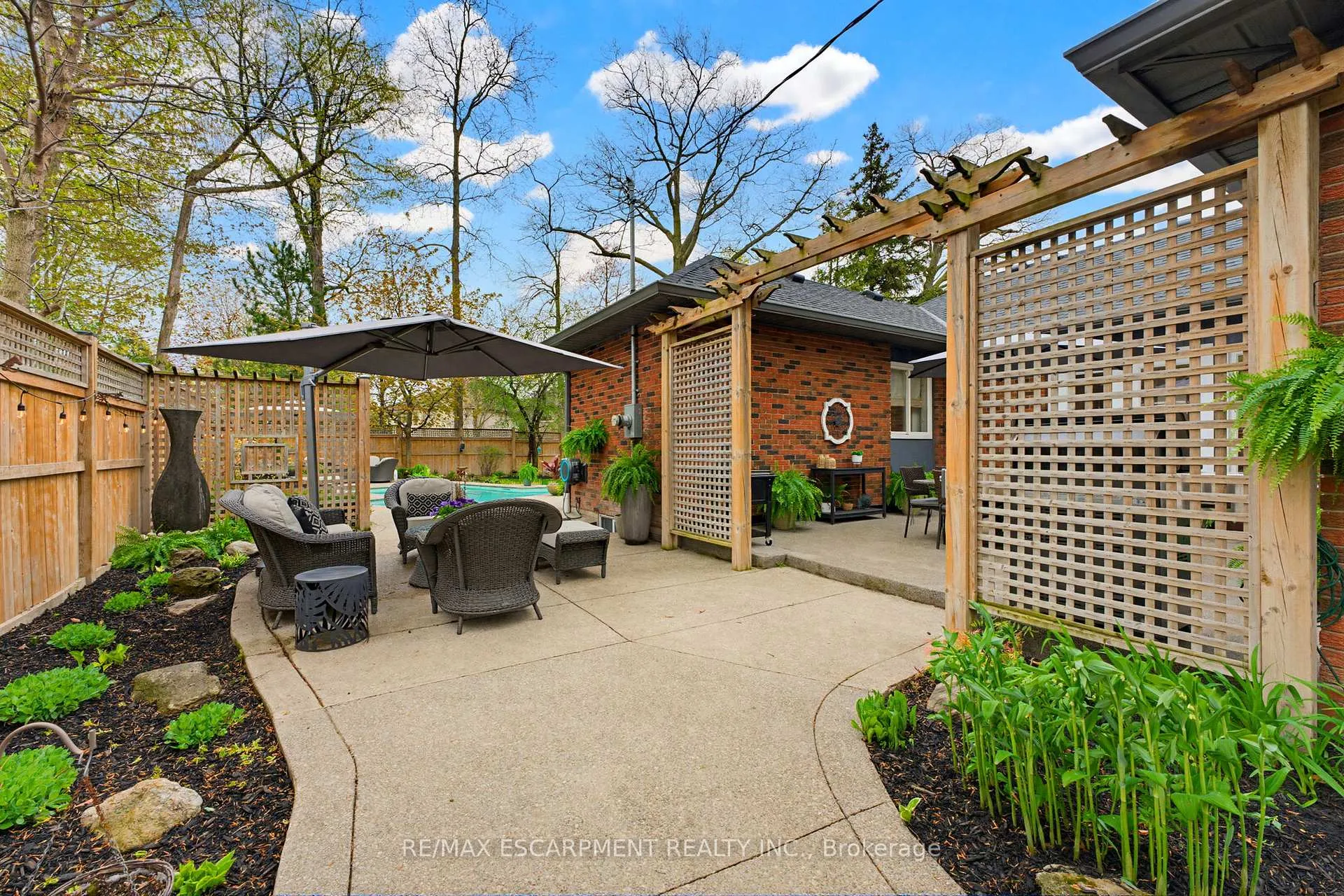 Photo 28 of 236 Parkside Drive, Hamilton, Waterdown — HOMEH