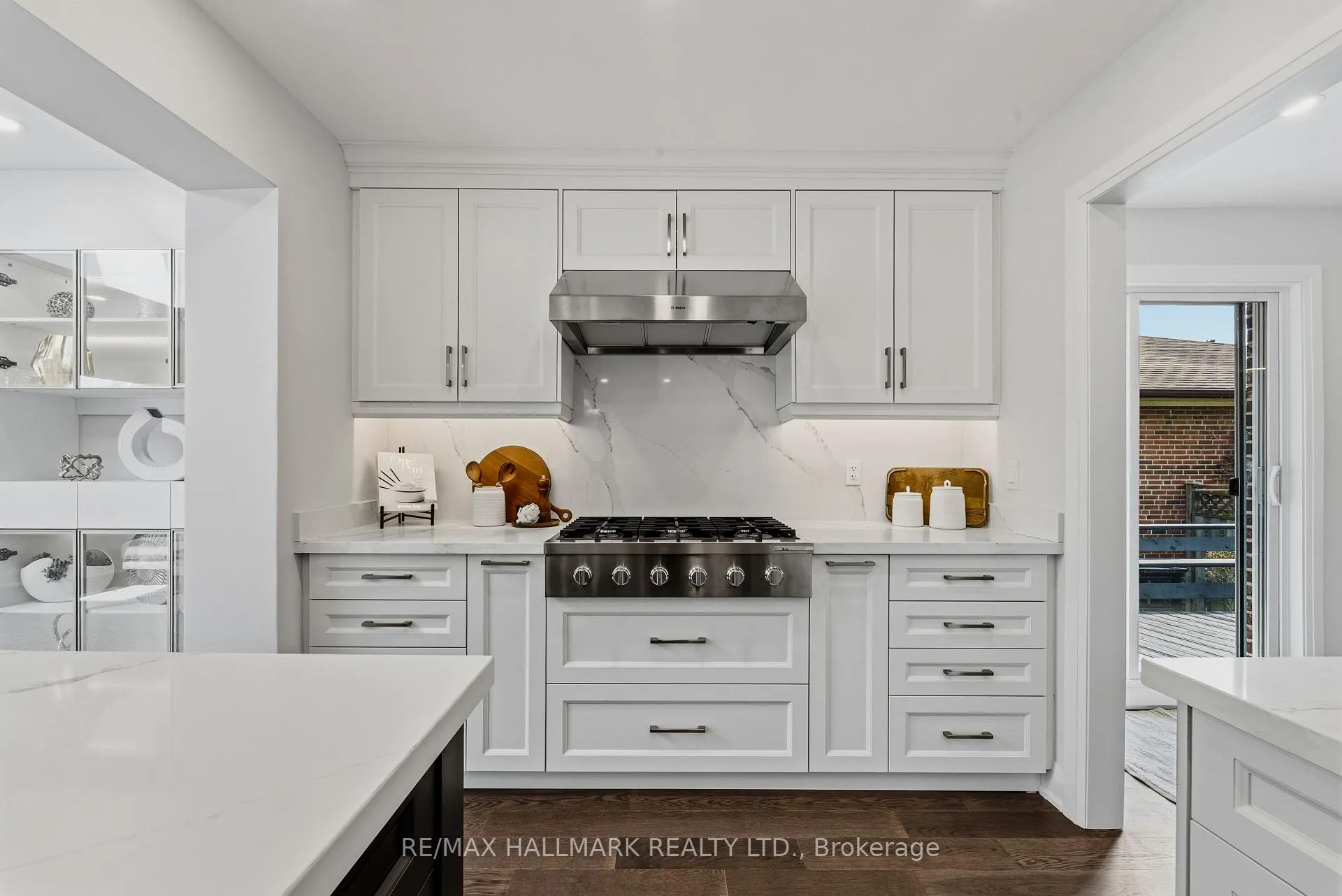 Photo 5 of 359 Jaybell Grove, Scarborough, Rouge — HOMEH