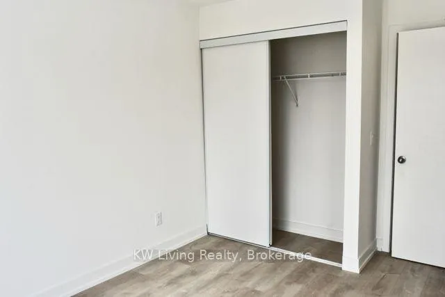 Photo 9 of Unit 206C, 16 Melbourne Avenue, St. Catharines, E. Chester — HOMEH