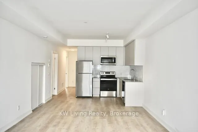 Photo 14 of Unit 206C, 16 Melbourne Avenue, St. Catharines, E. Chester — HOMEH