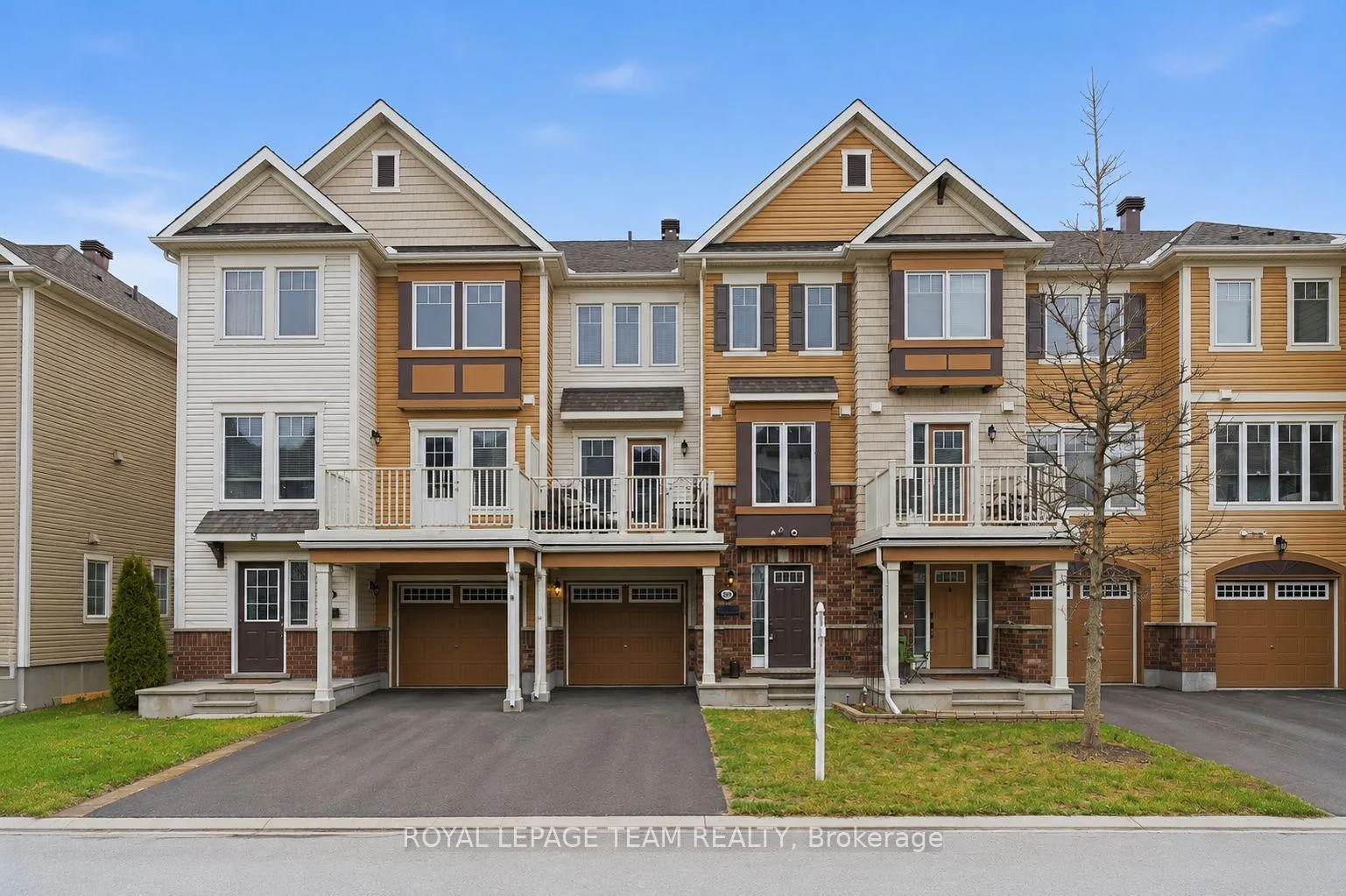 Photo 1 of 599 Foxlight Circle, Ottawa, Kanata - Emerald Meadows/Trailwest — HOMEH