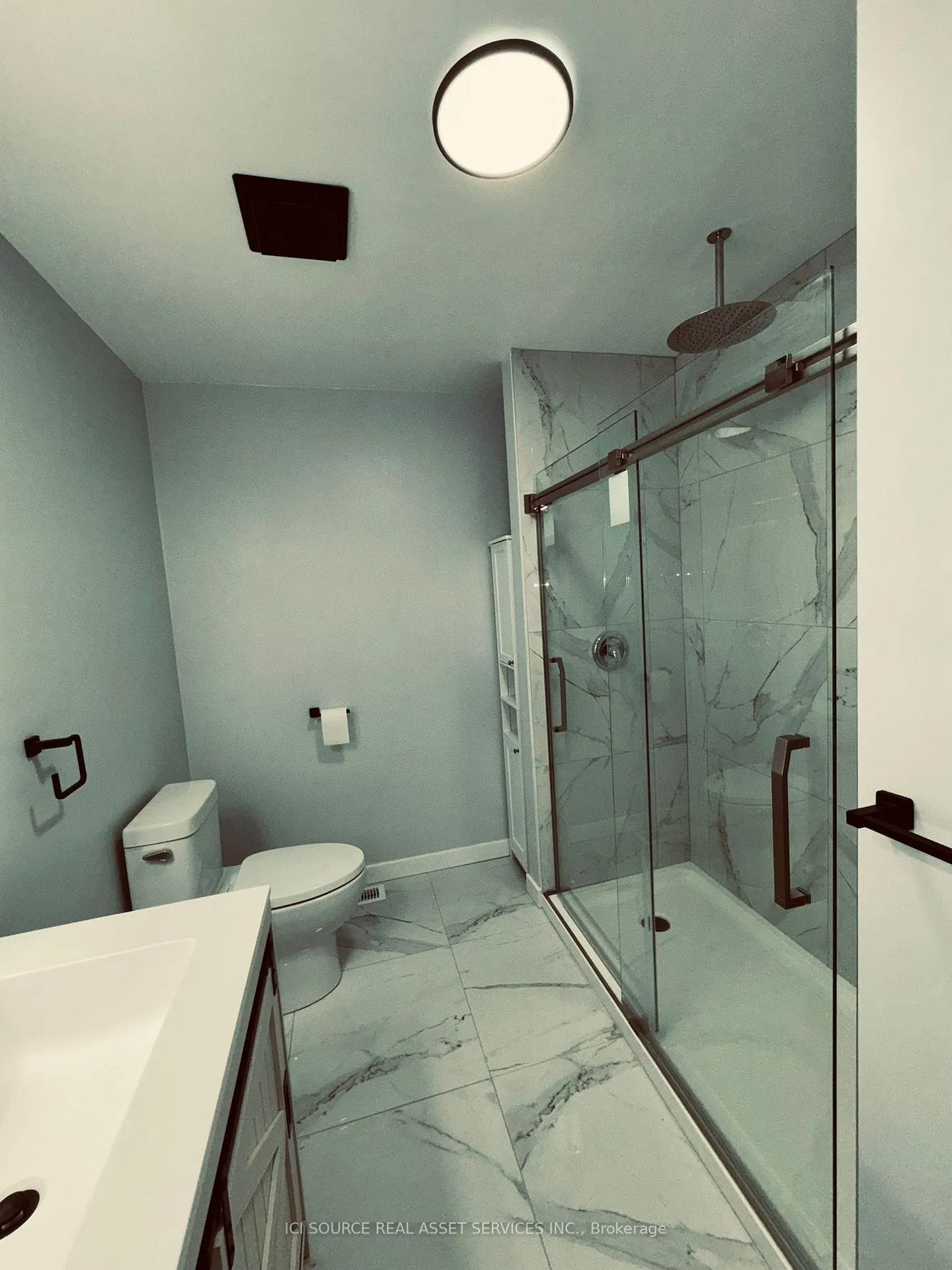 Photo 10 of Unit Upper, 5 Marcon Court, Kitchener — HOMEH