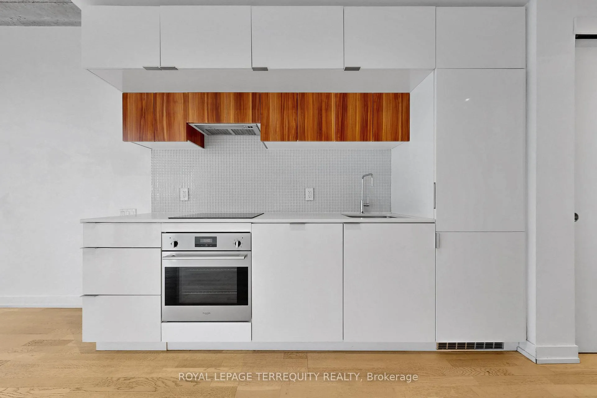 Photo 10 of Unit 2802, 185 Roehampton Avenue, Toronto, Mount Pleasant West — HOMEH