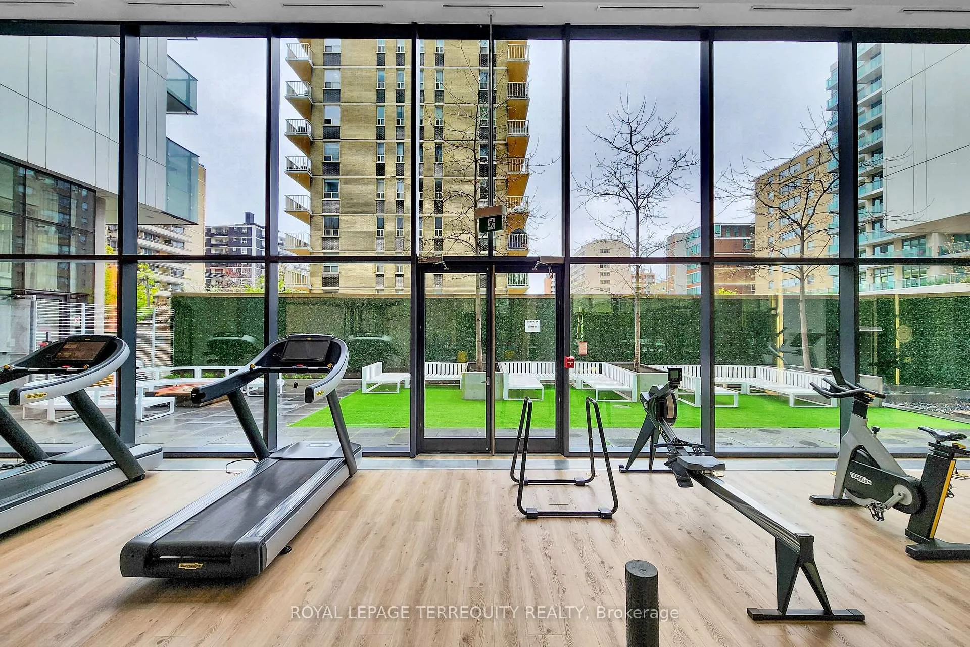 Photo 29 of Unit 2802, 185 Roehampton Avenue, Toronto, Mount Pleasant West — HOMEH