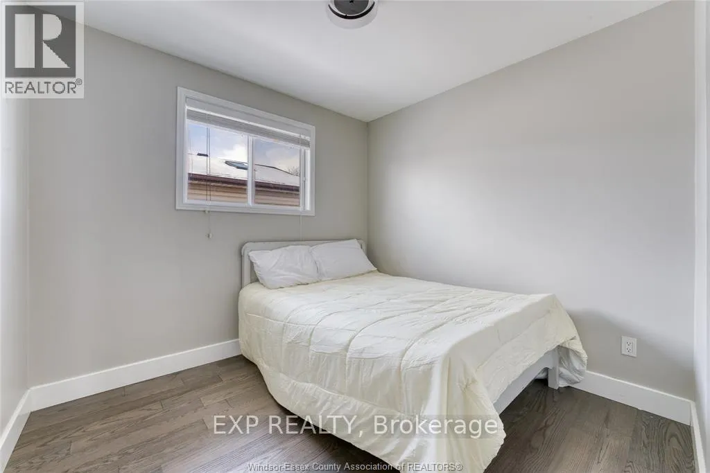 Photo 16 of 2901 Robillard Crescent, Windsor — HOMEH