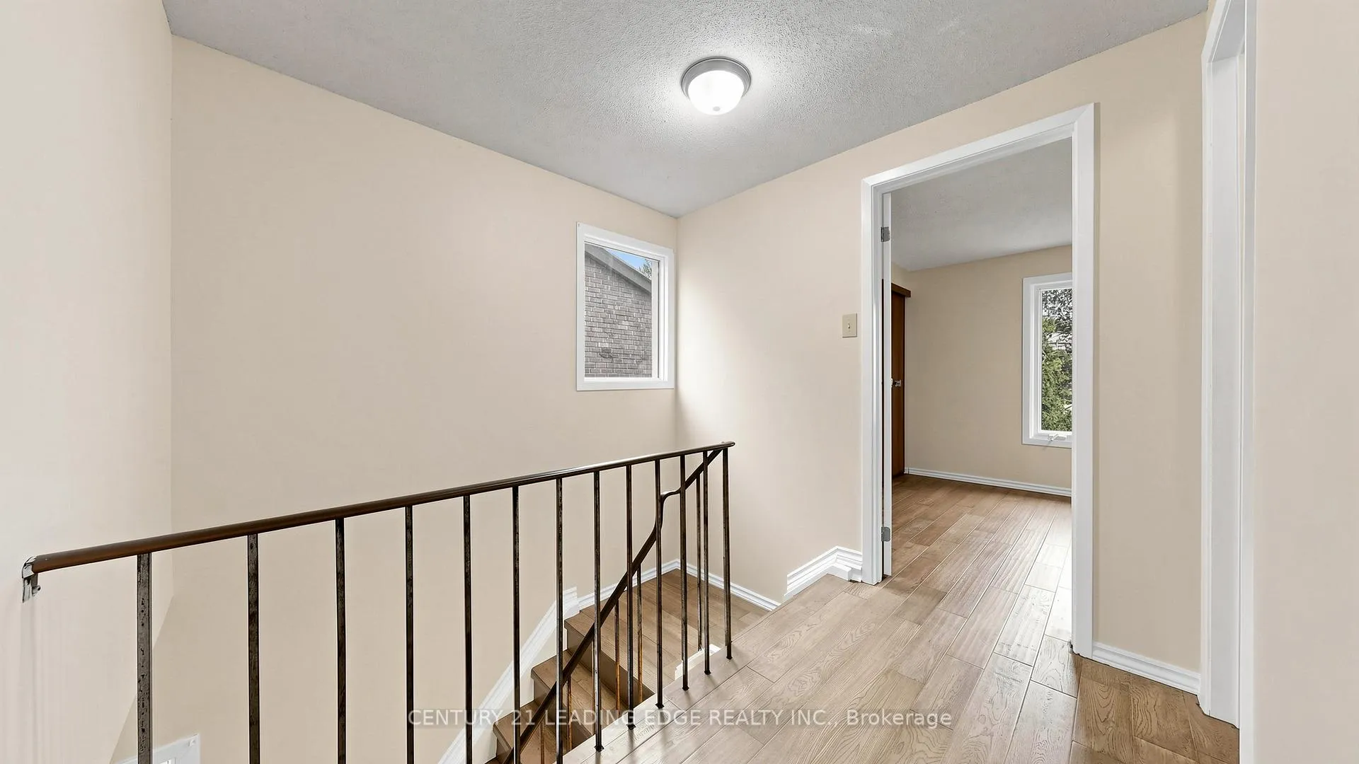 Photo 14 of 80 Upton Crescent, Markham, Milliken Mills West — HOMEH