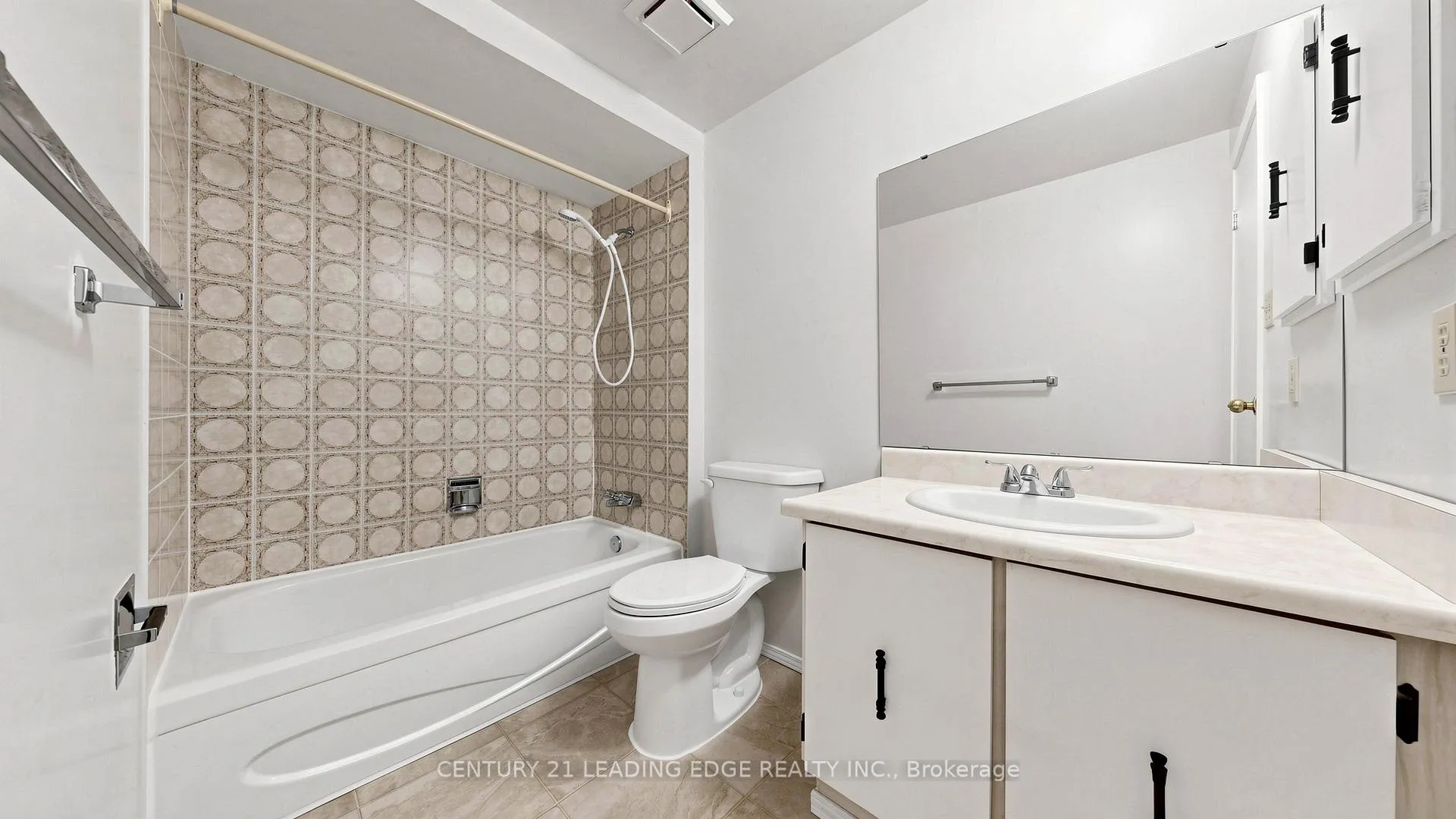 Photo 23 of 80 Upton Crescent, Markham, Milliken Mills West — HOMEH