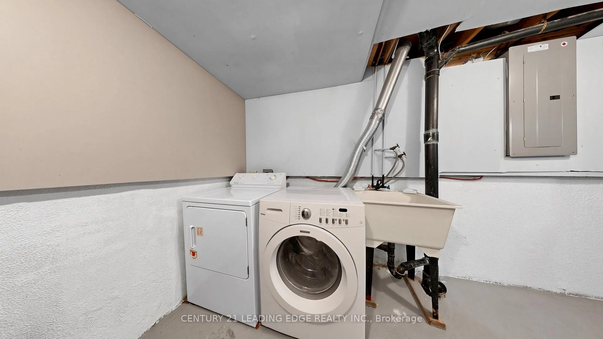Photo 26 of 80 Upton Crescent, Markham, Milliken Mills West — HOMEH