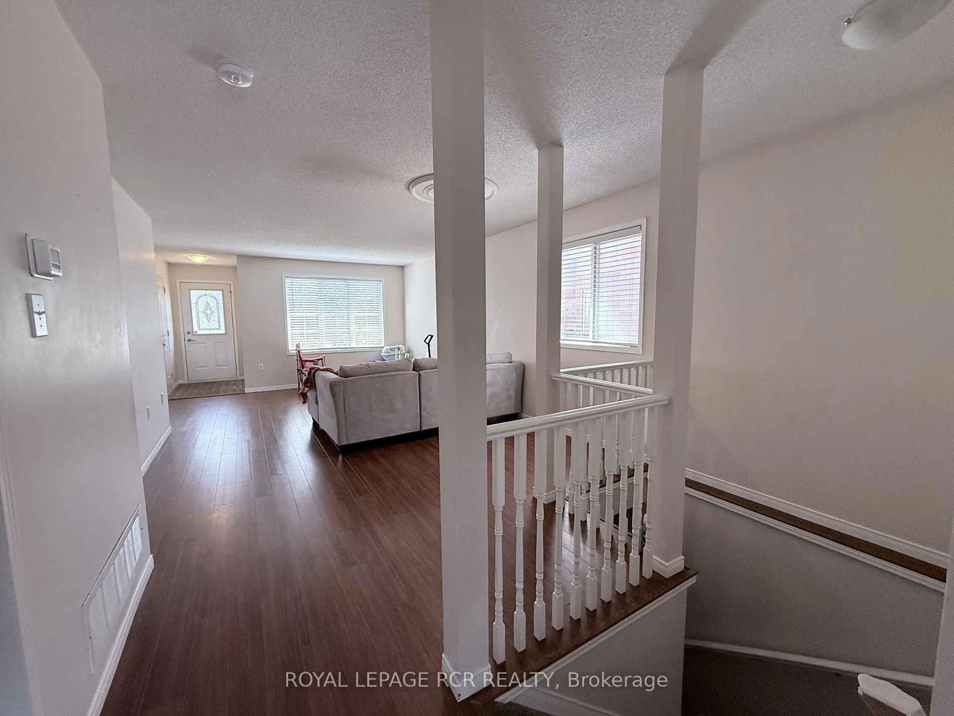 Photo 2 of 60 Sundew Drive, Barrie, Holly — HOMEH