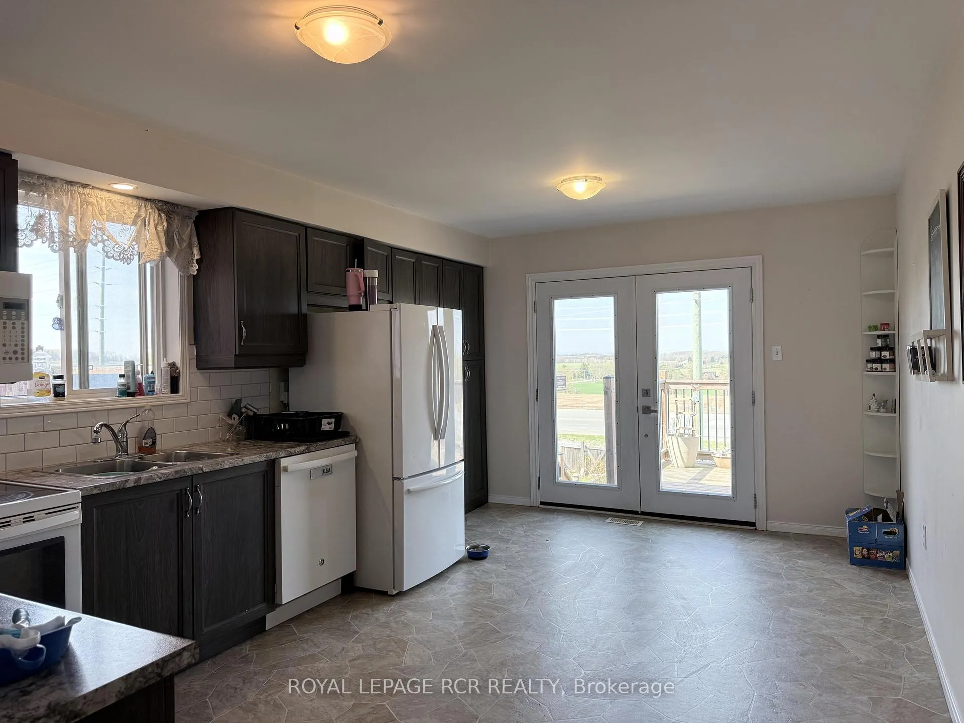 Photo 5 of 60 Sundew Drive, Barrie, Holly — HOMEH