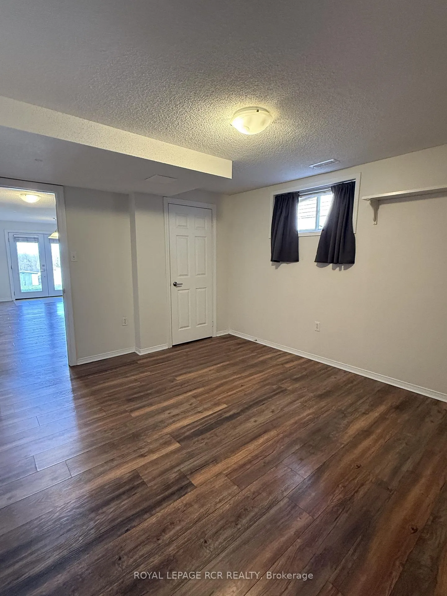 Photo 12 of 60 Sundew Drive, Barrie, Holly — HOMEH
