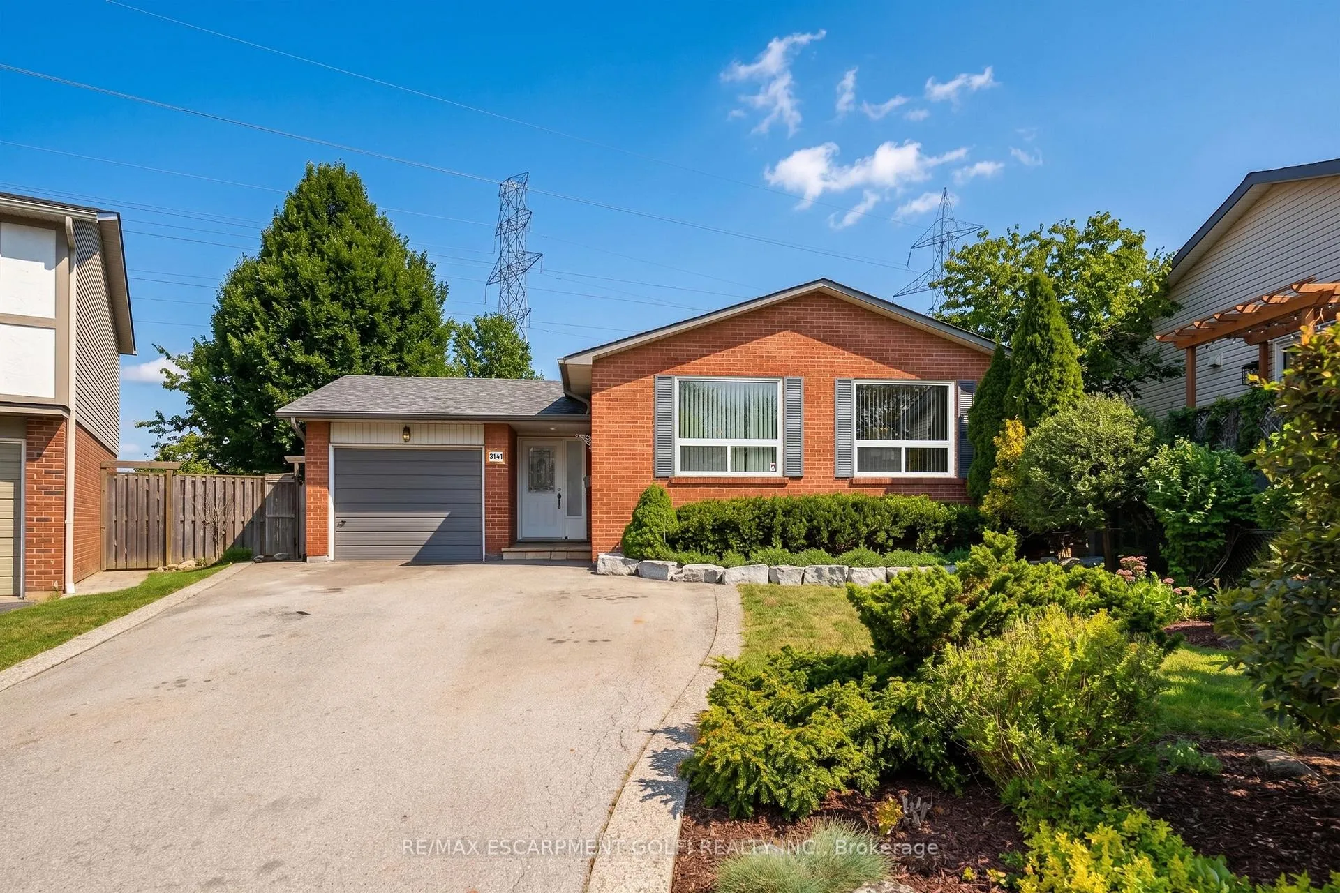 Photo 1 of 3141 Bentworth Drive, Burlington, Palmer — HOMEH