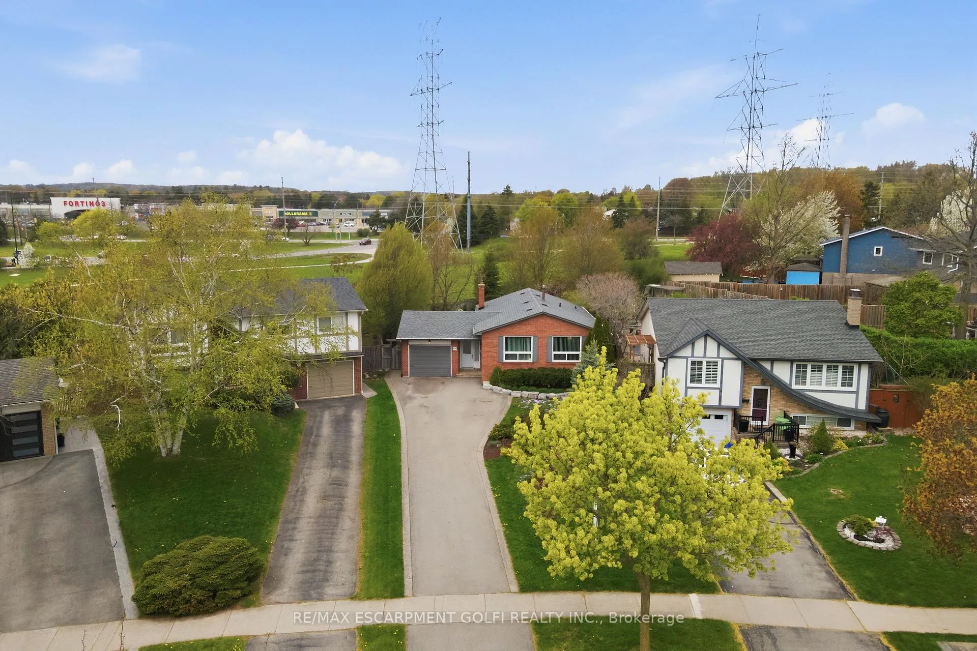Photo 4 of 3141 Bentworth Drive, Burlington, Palmer — HOMEH