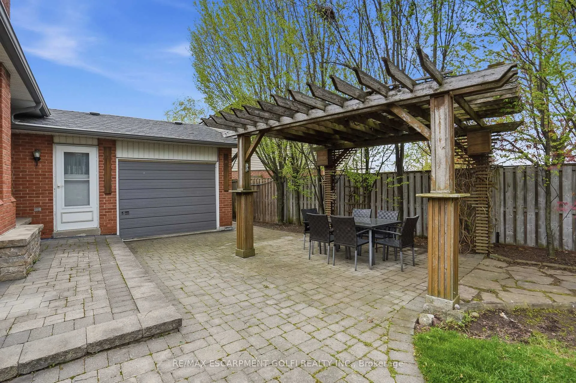 Photo 31 of 3141 Bentworth Drive, Burlington, Palmer — HOMEH