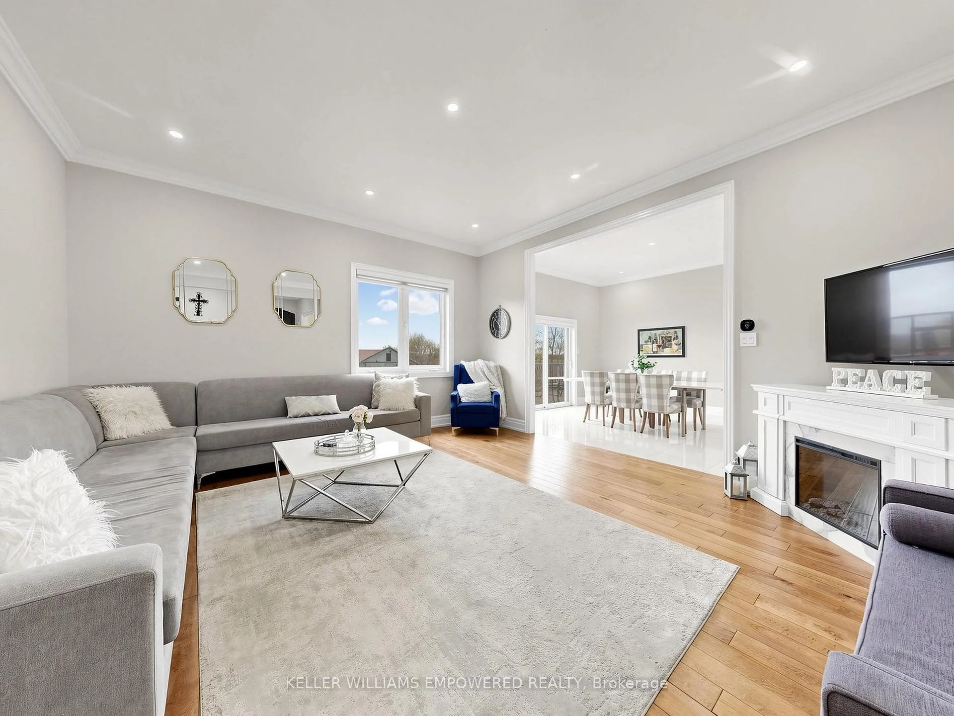Photo 11 of 10108 Clarkway Drive, Brampton, Highway 427 — HOMEH