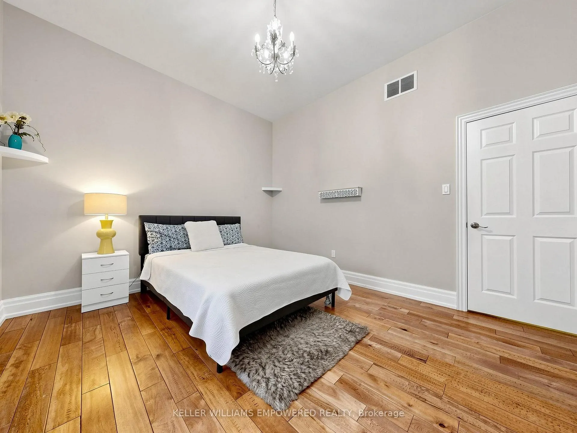 Photo 37 of 10108 Clarkway Drive, Brampton, Highway 427 — HOMEH