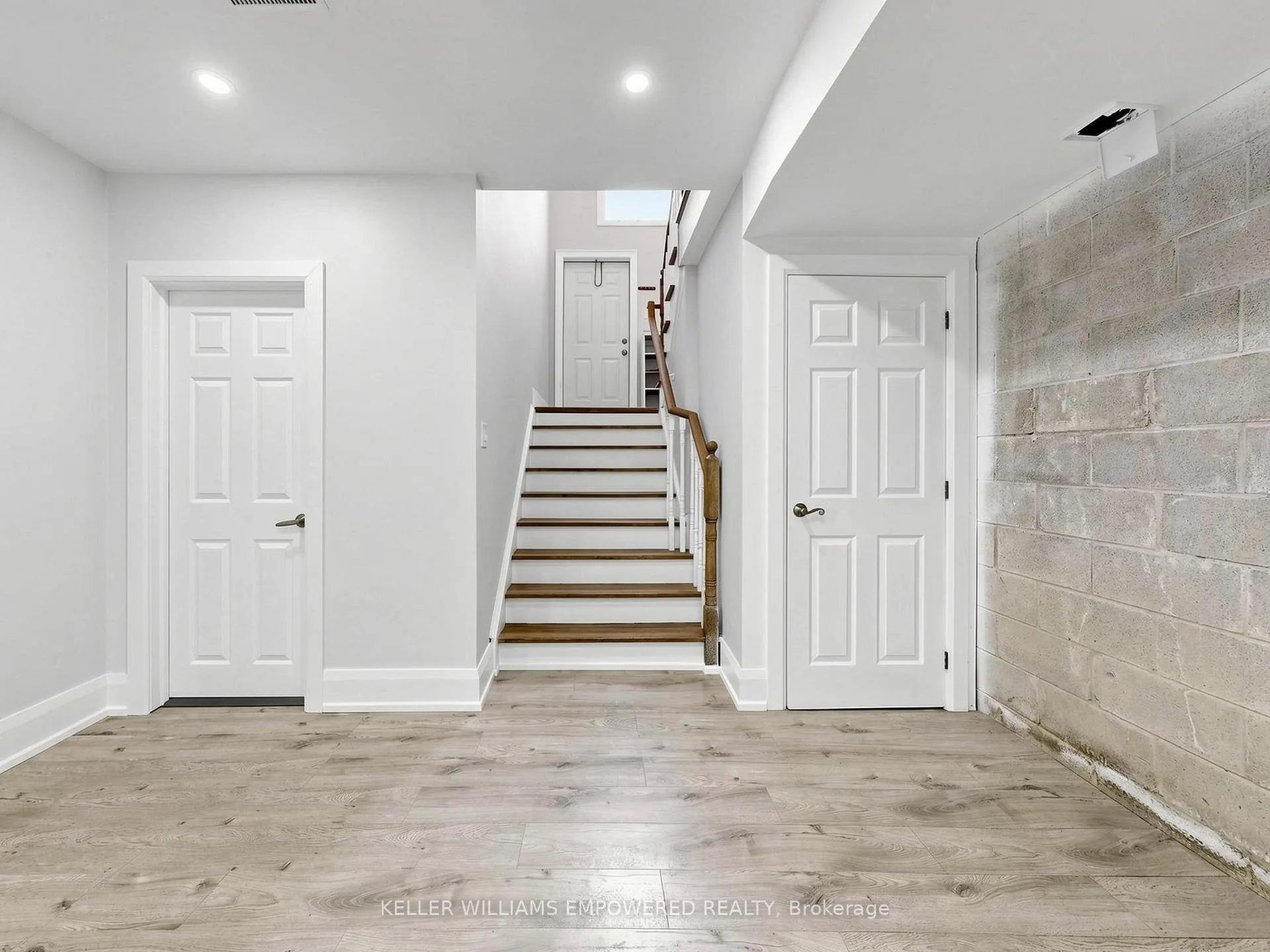 Photo 47 of 10108 Clarkway Drive, Brampton, Highway 427 — HOMEH
