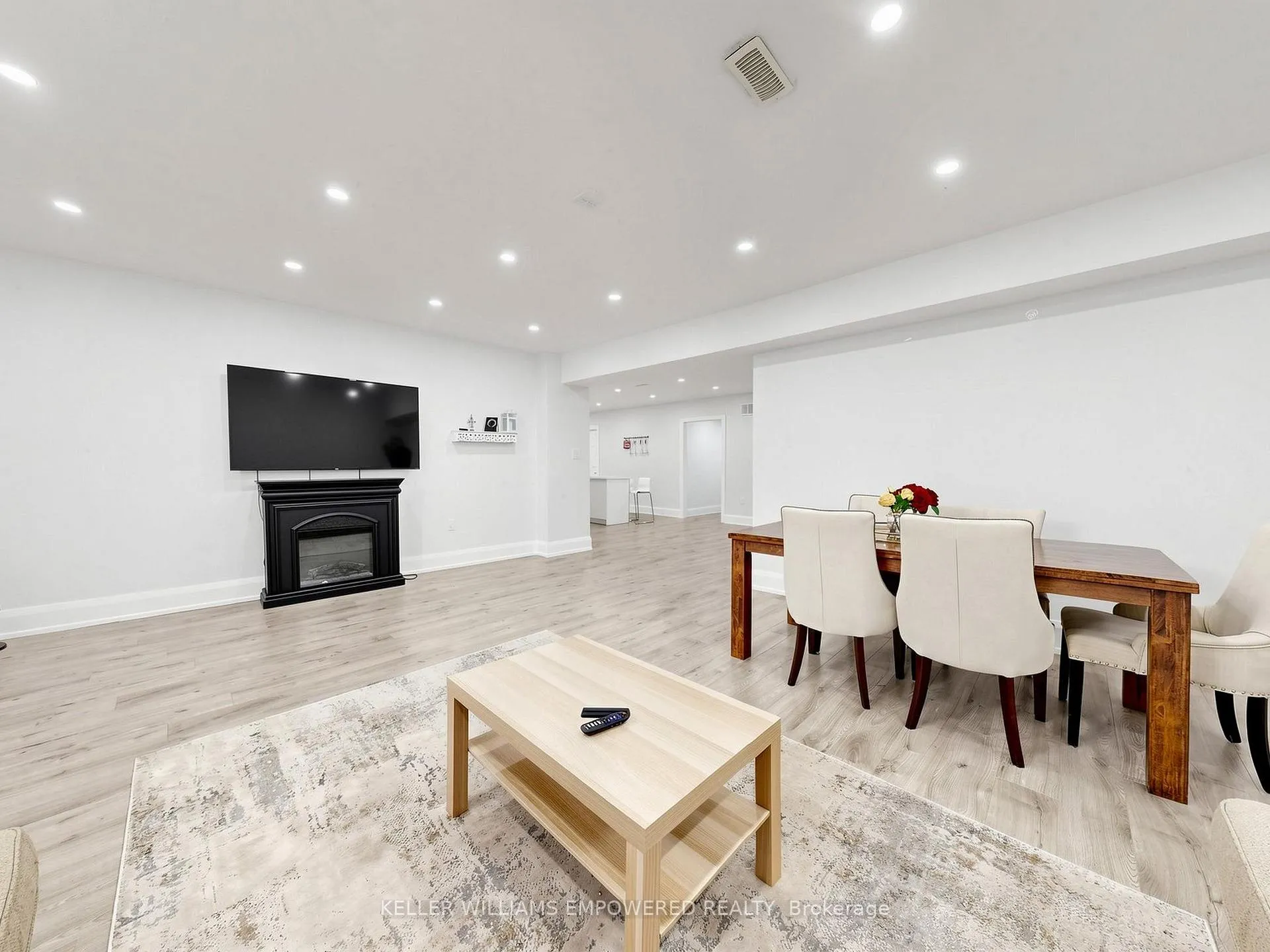 Photo 56 of 10108 Clarkway Drive, Brampton, Highway 427 — HOMEH