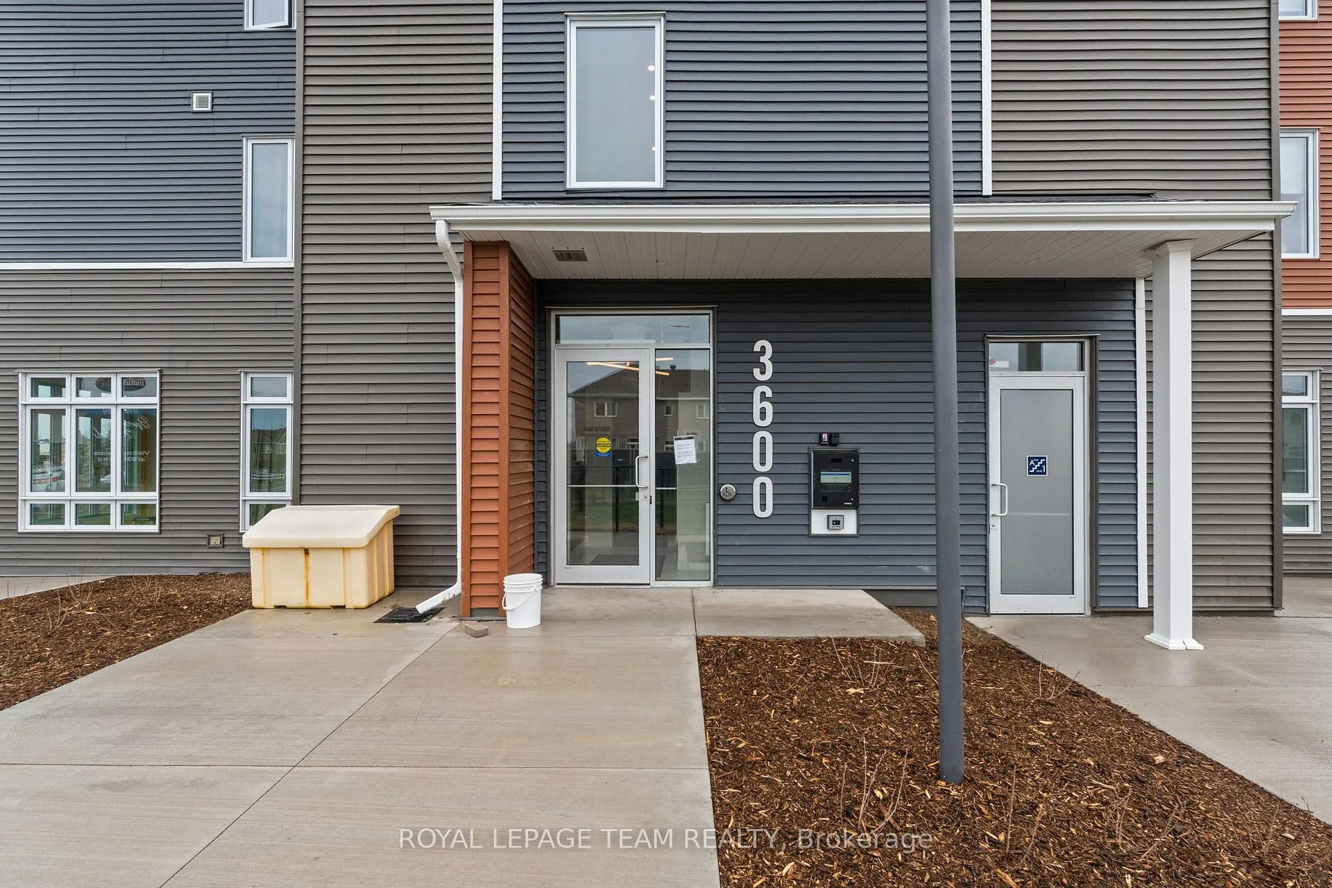 Photo 4 of Unit 203, 3600 Brian Coburn Boulevard, Ottawa, Avalon West — HOMEH