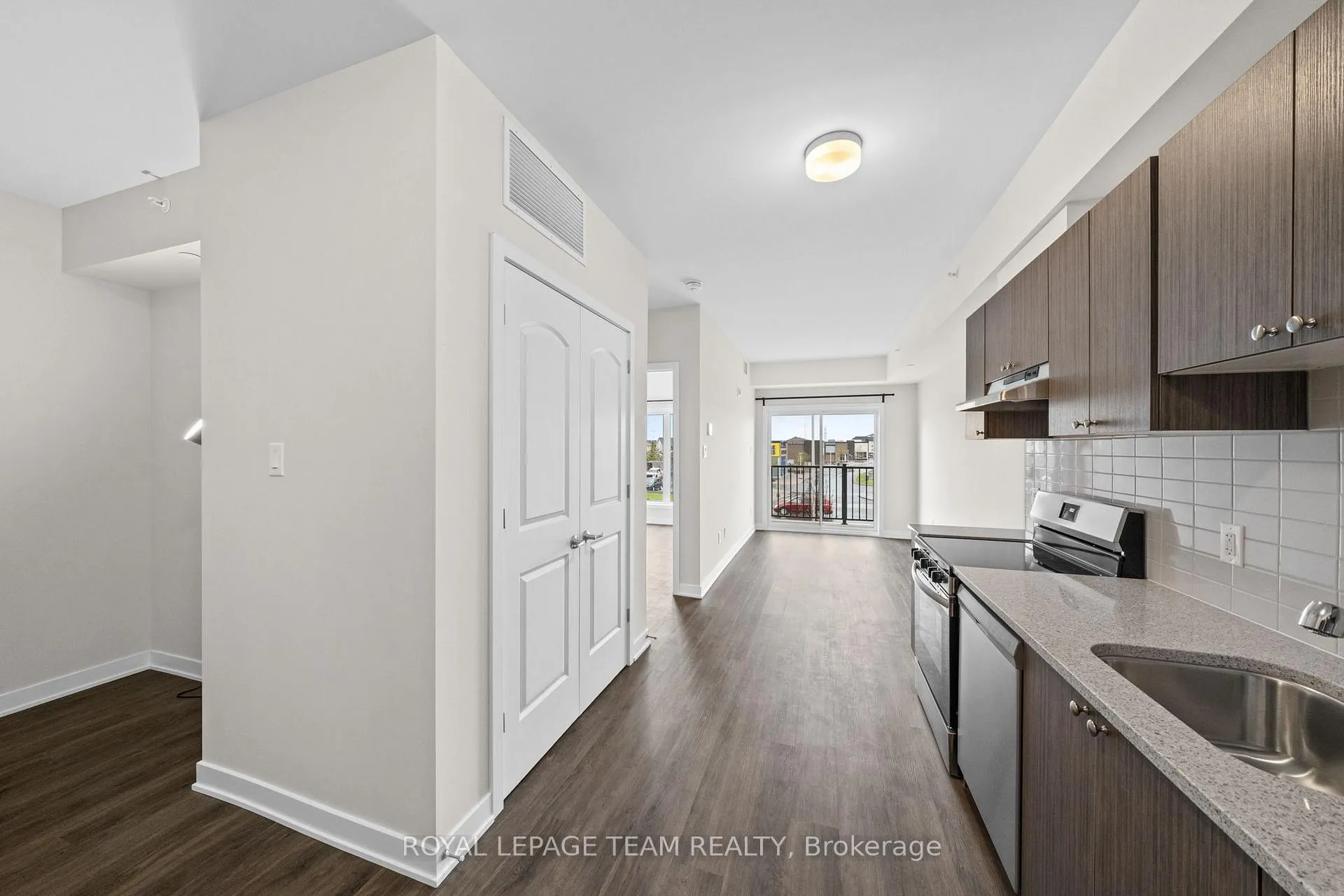 Photo 5 of Unit 203, 3600 Brian Coburn Boulevard, Ottawa, Avalon West — HOMEH