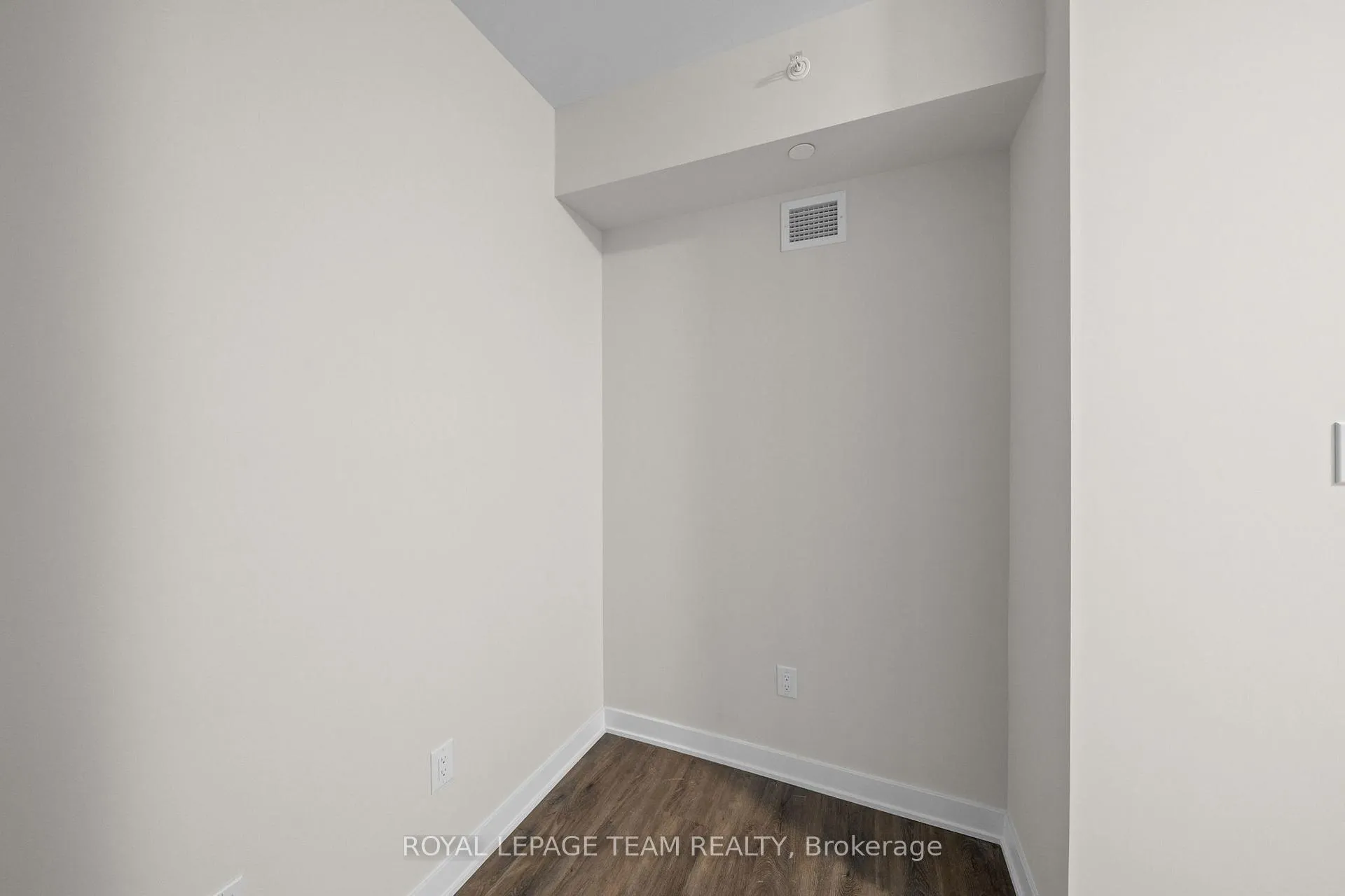 Photo 8 of Unit 203, 3600 Brian Coburn Boulevard, Ottawa, Avalon West — HOMEH