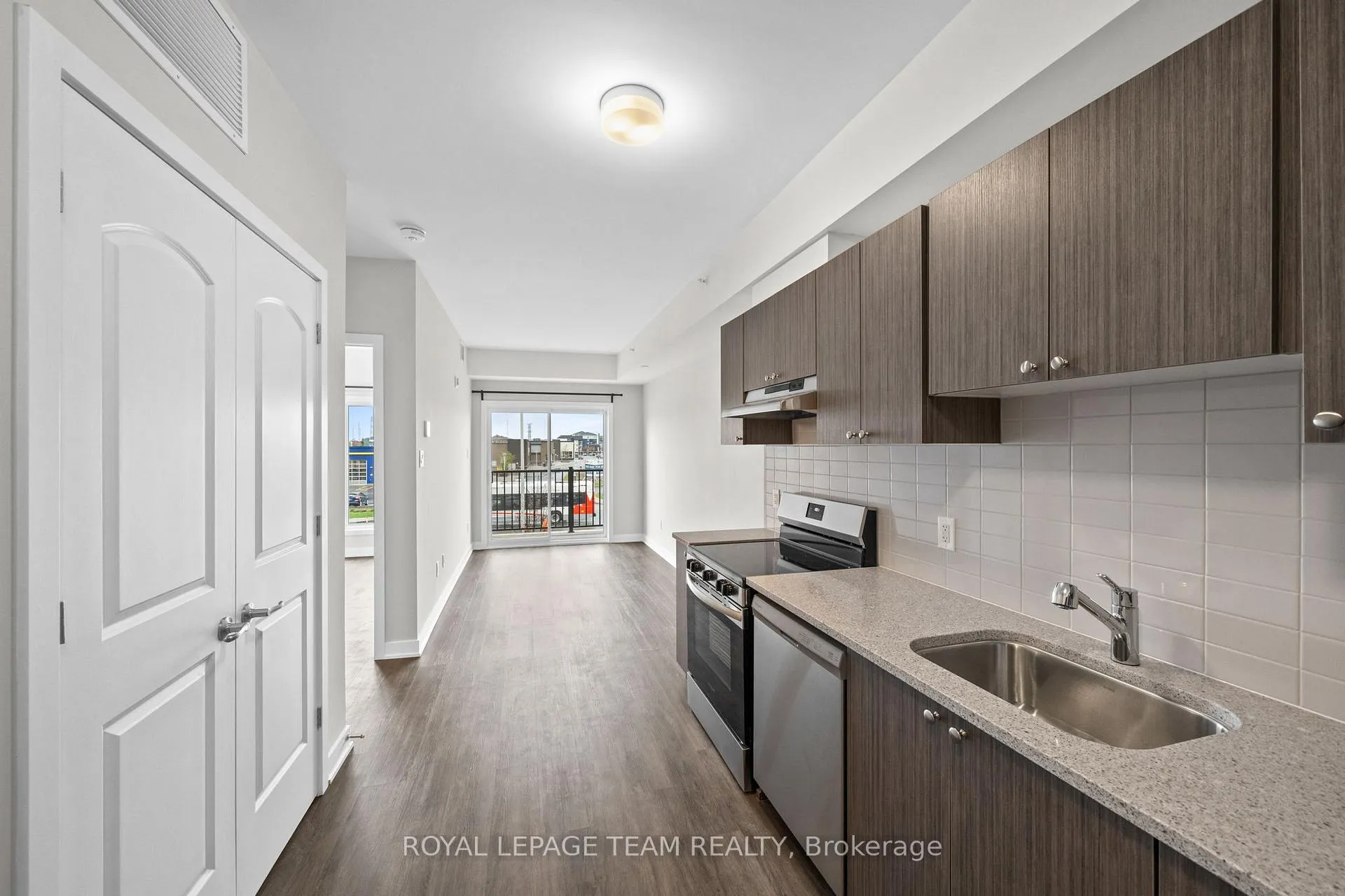 Photo 10 of Unit 203, 3600 Brian Coburn Boulevard, Ottawa, Avalon West — HOMEH