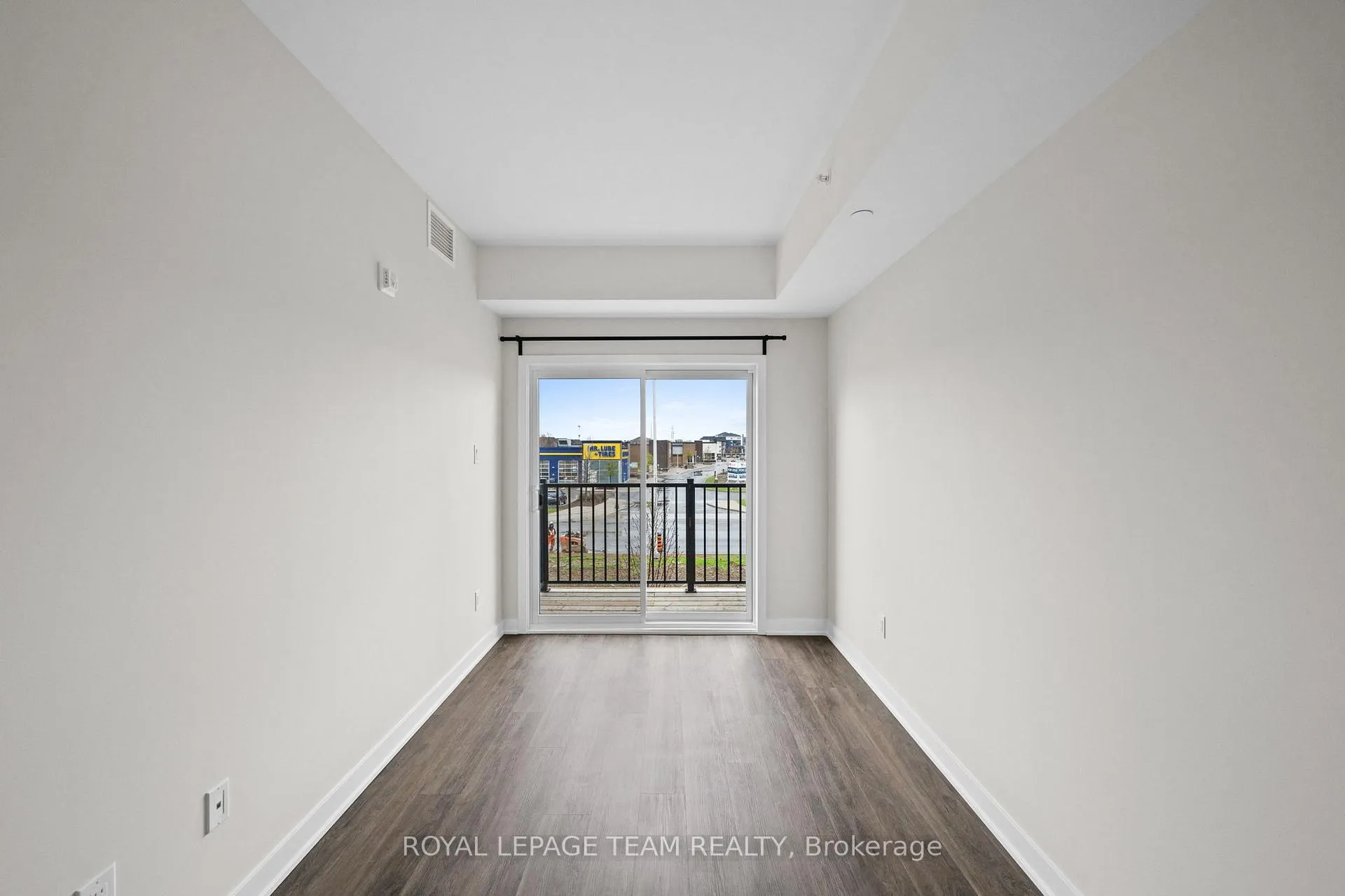 Photo 12 of Unit 203, 3600 Brian Coburn Boulevard, Ottawa, Avalon West — HOMEH