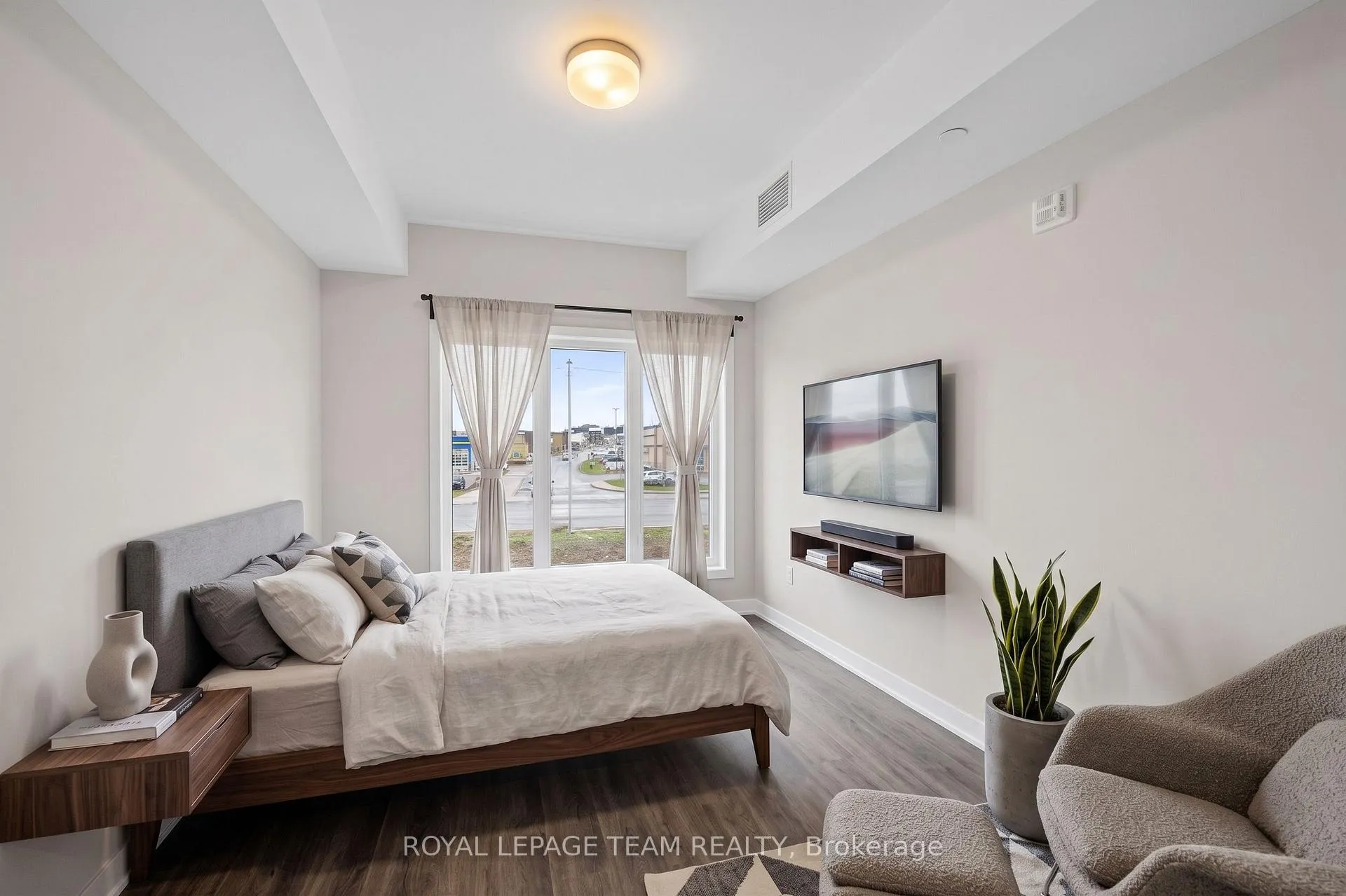 Photo 17 of Unit 203, 3600 Brian Coburn Boulevard, Ottawa, Avalon West — HOMEH