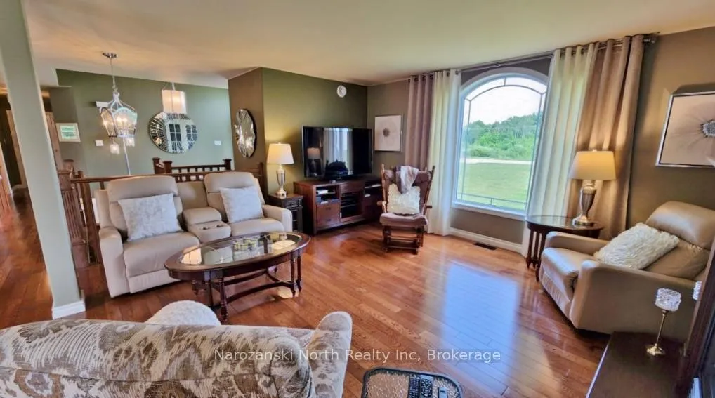 Photo 11 of 148 607 Highway, French River — HOMEH