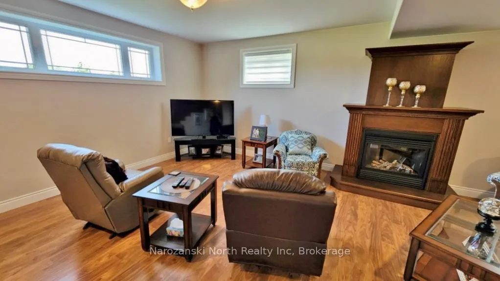 Photo 26 of 148 607 Highway, French River — HOMEH