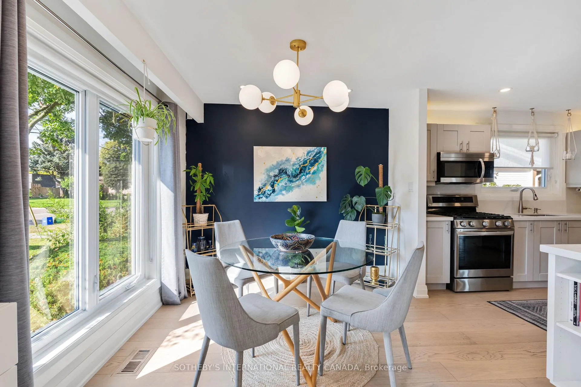 Photo 7 of 902 Vistula Drive, Pickering, West Shore — HOMEH