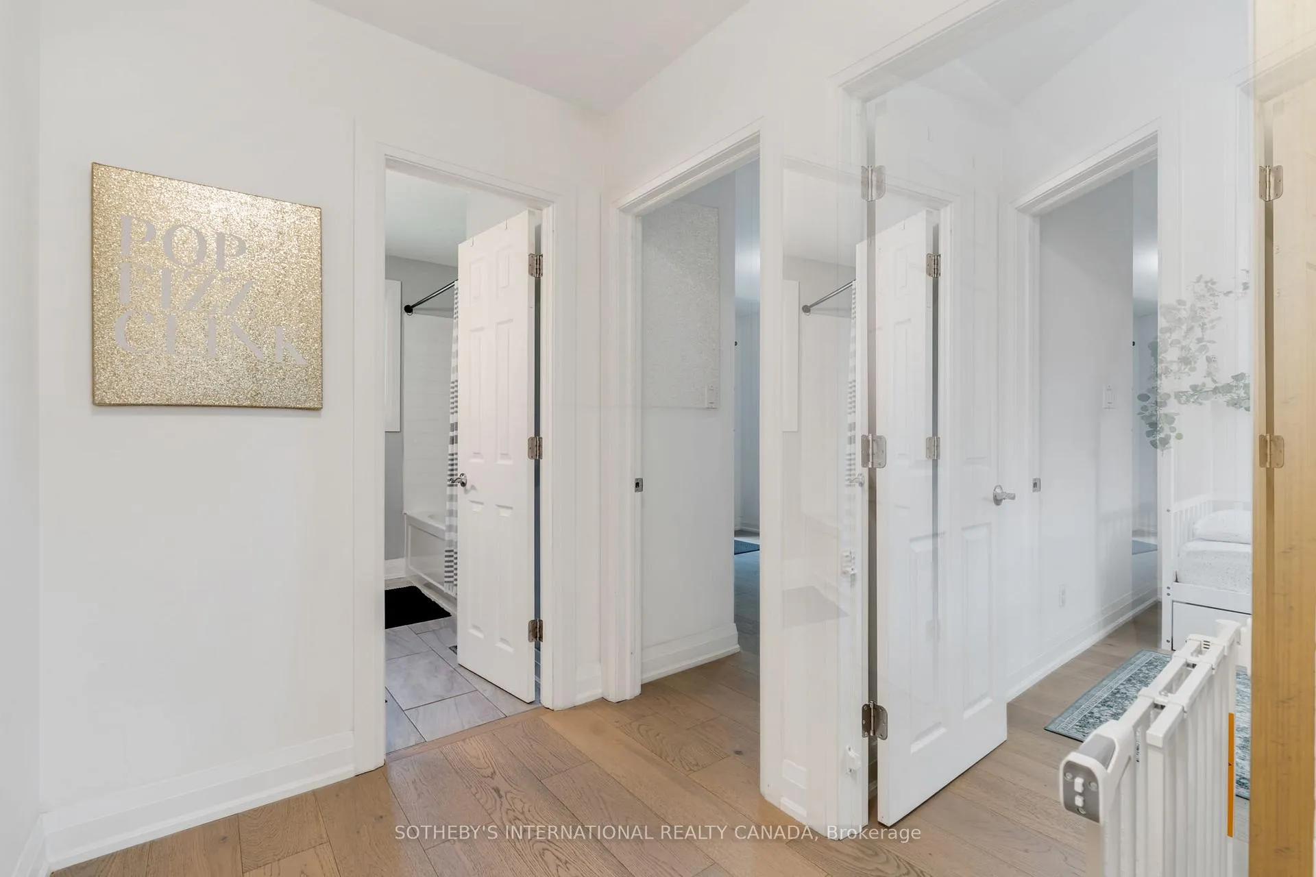 Photo 16 of 902 Vistula Drive, Pickering, West Shore — HOMEH
