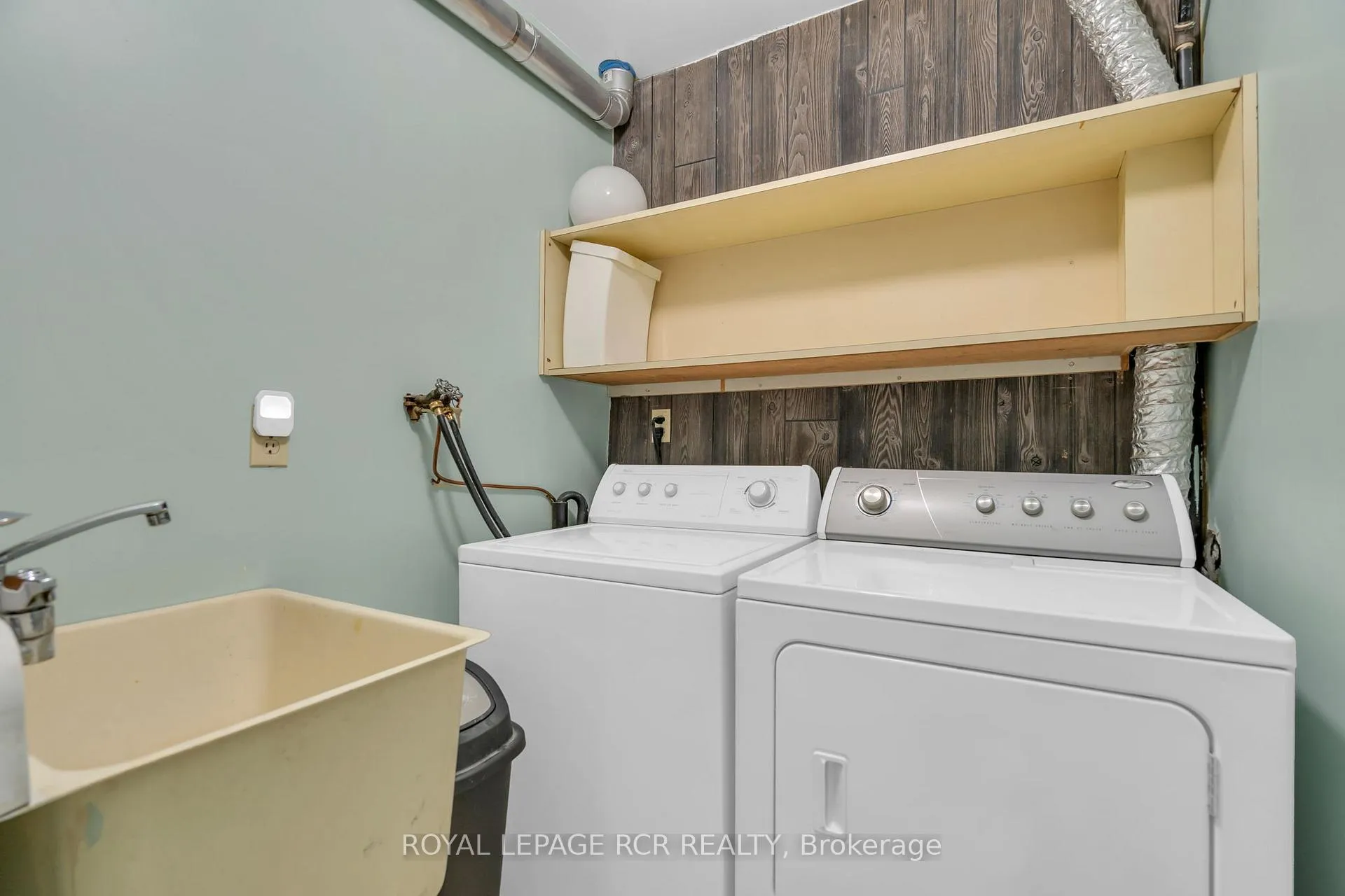 Photo 11 of Unit A, 126 Nelson Street, New Tecumseth, Alliston — HOMEH