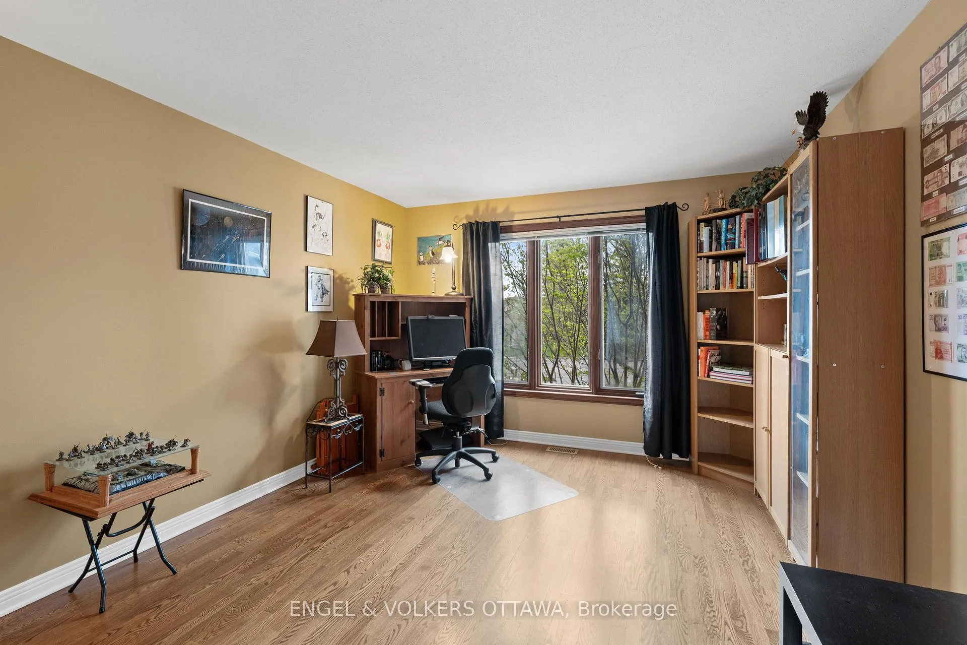 Photo 26 of 1345 De Papillon Place, Ottawa, Fallingbrook/Ridgemount — HOMEH