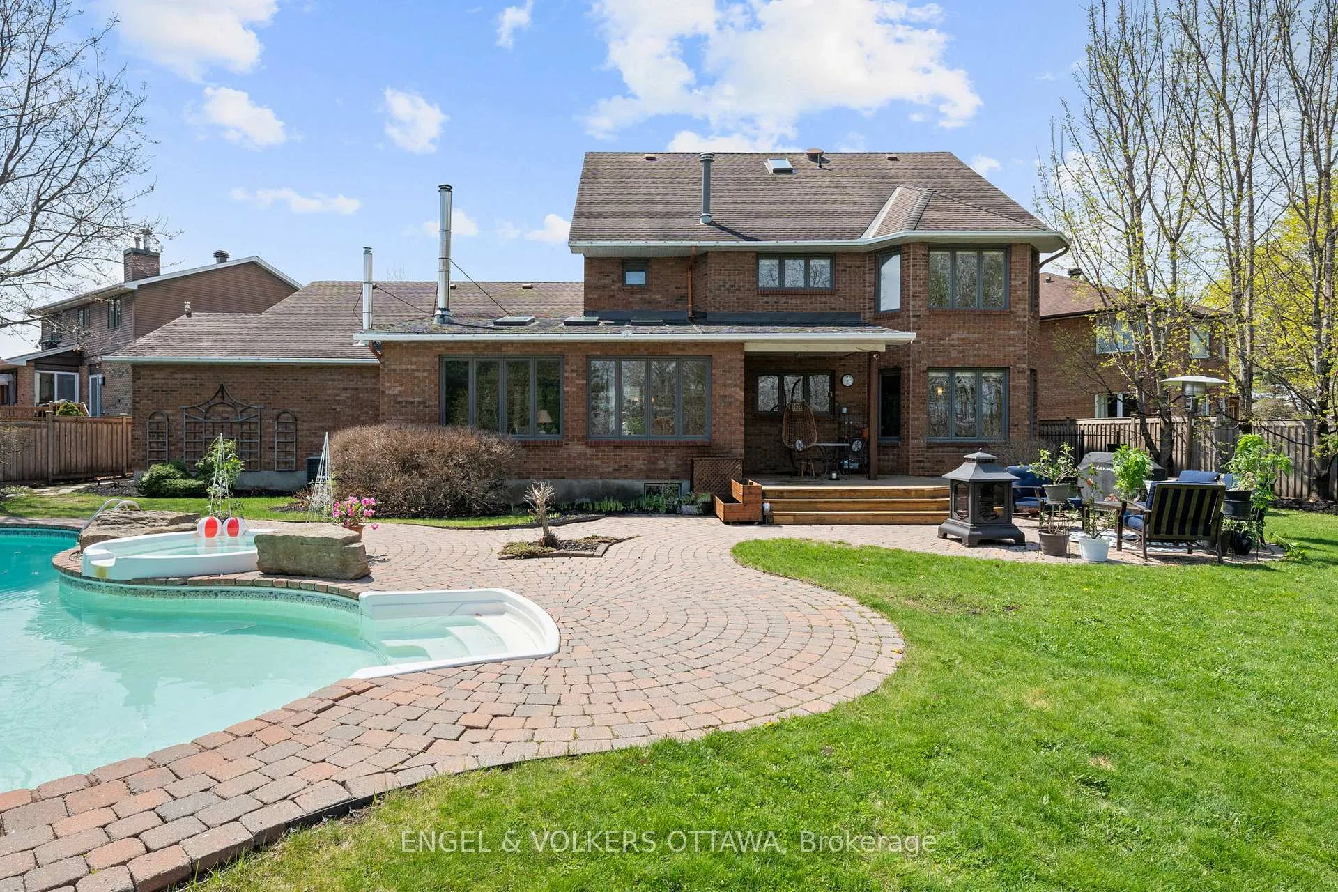 Photo 39 of 1345 De Papillon Place, Ottawa, Fallingbrook/Ridgemount — HOMEH