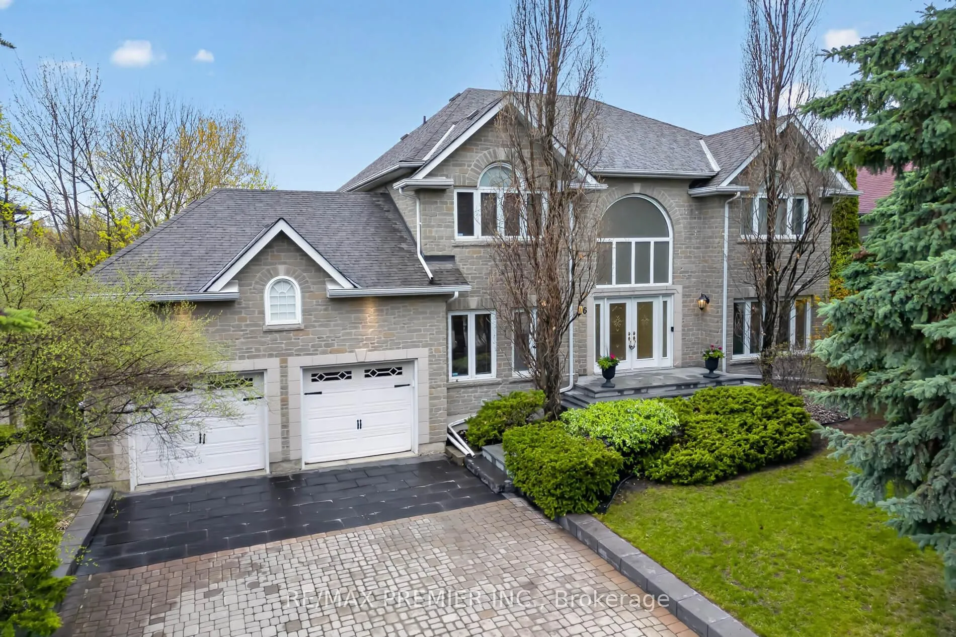 Front of 46 Deerchase Circle