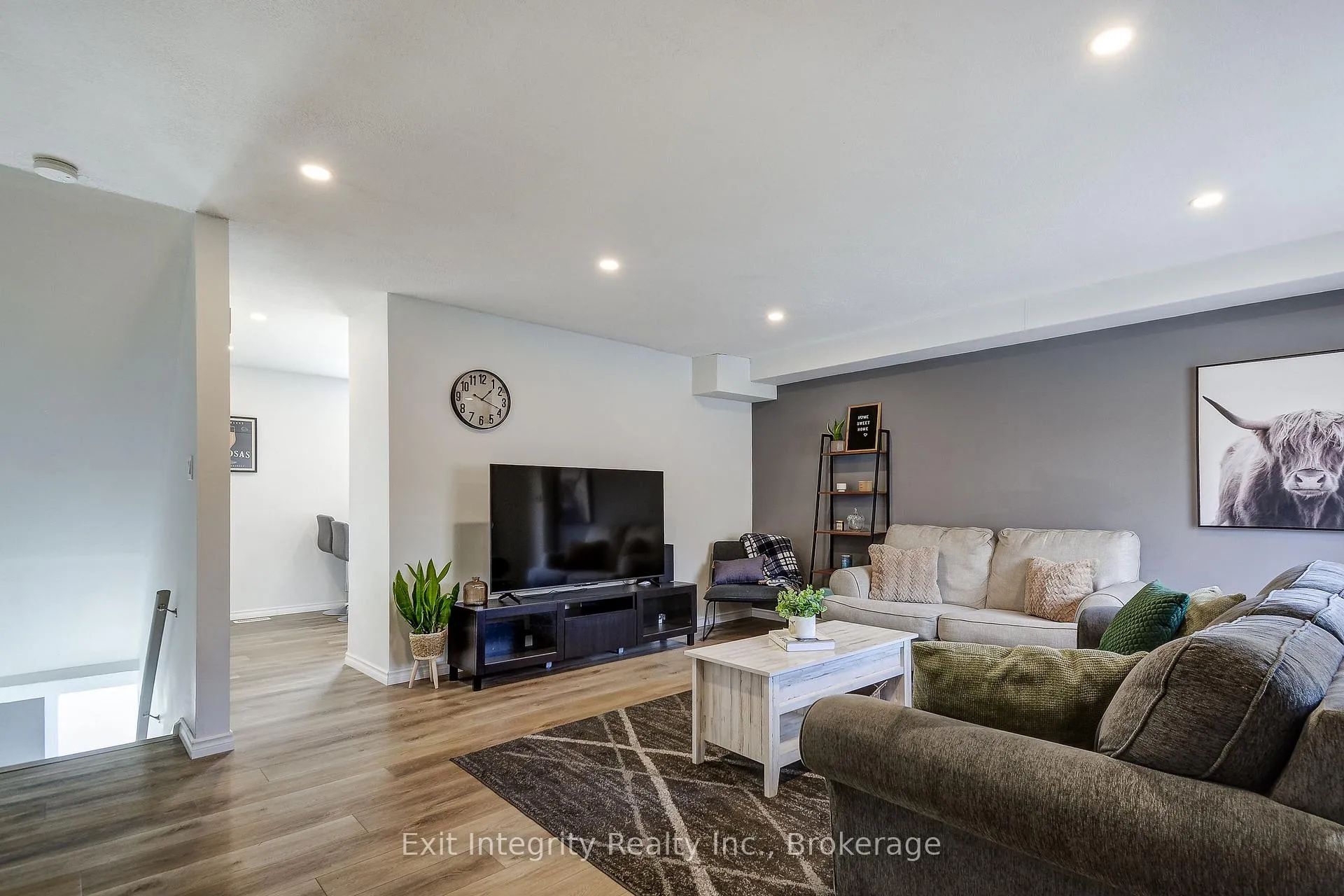 Photo 10 of 135 (18) Chalmers Street S, Cambridge, Christopher-Champlain — HOMEH