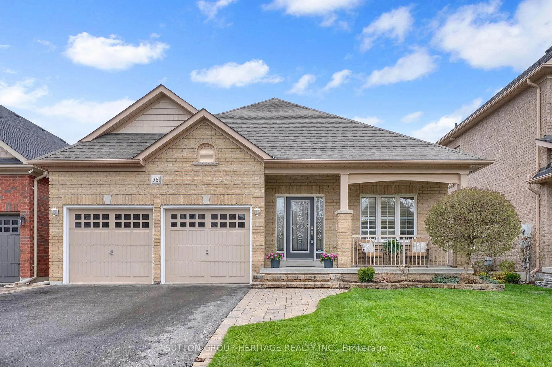 Photo 1 of 951 Barbados Street, Oshawa, Northglen — HOMEH