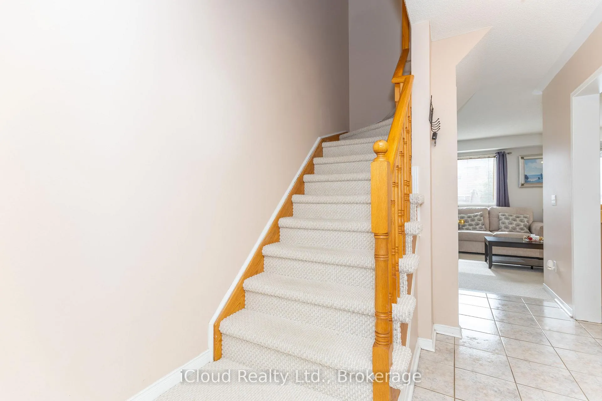 Photo 21 of 3842 Ridgepoint Way, Mississauga, Lisgar — HOMEH