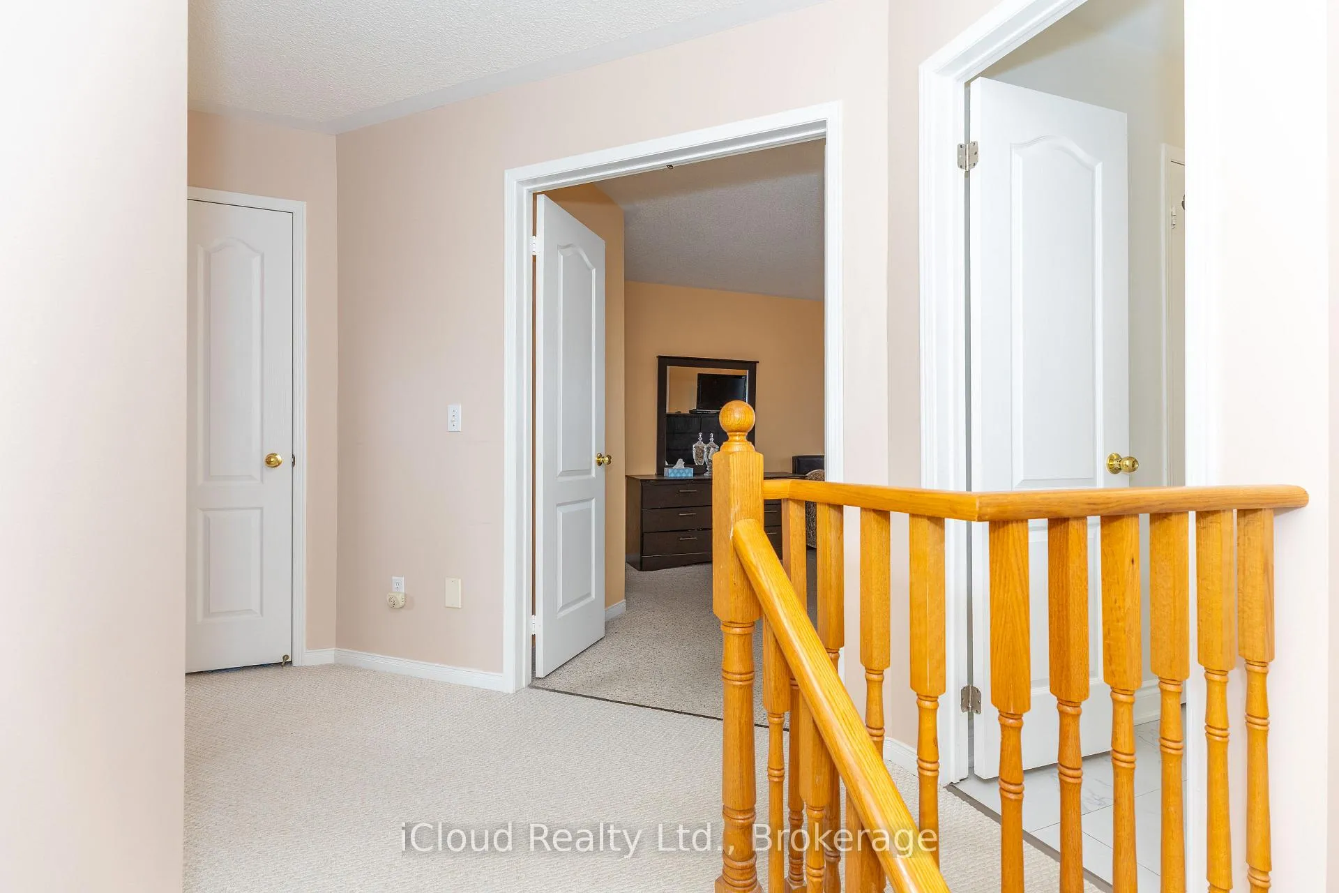 Photo 23 of 3842 Ridgepoint Way, Mississauga, Lisgar — HOMEH